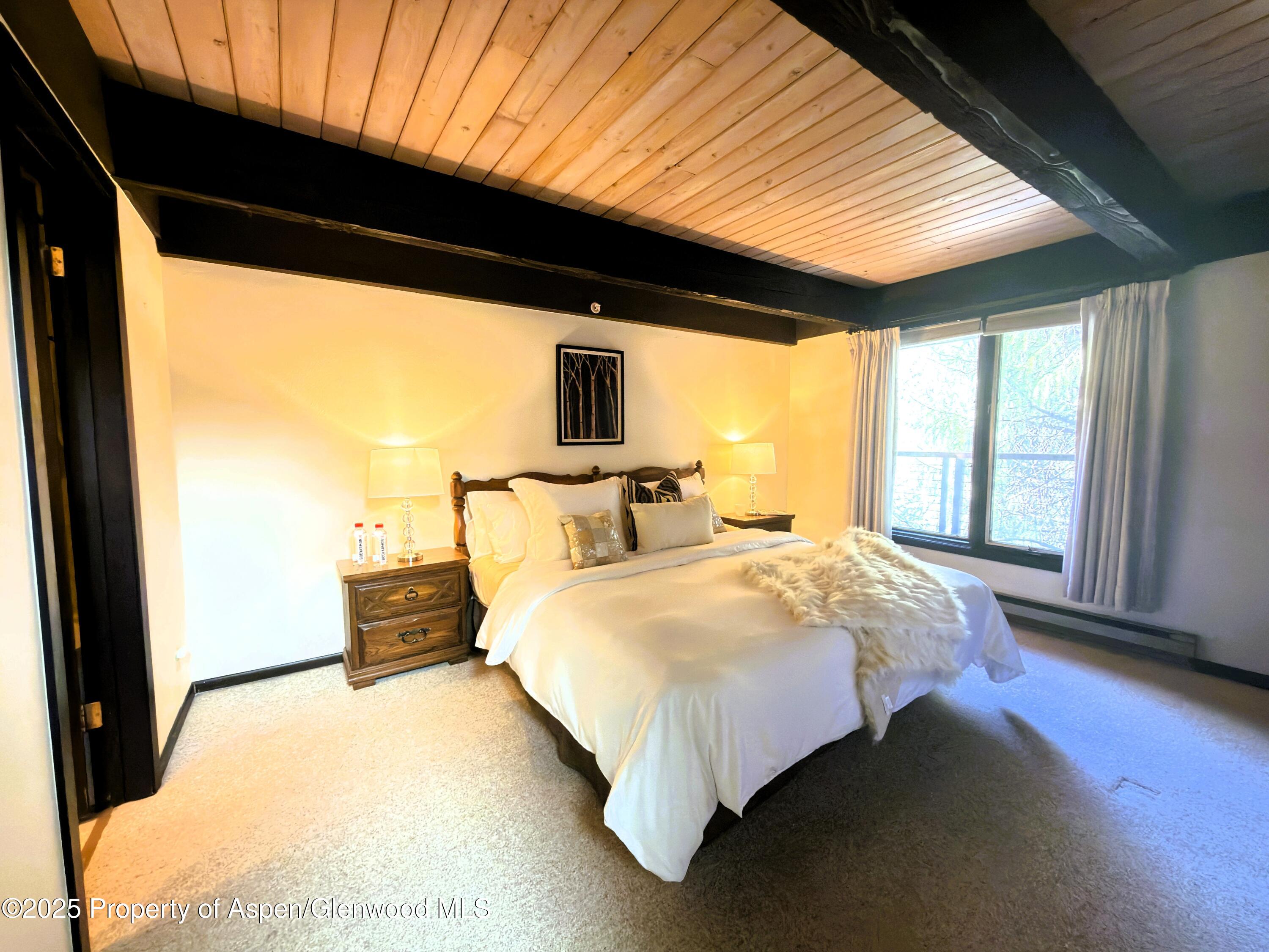 1034 E COOPER Avenue, 19A