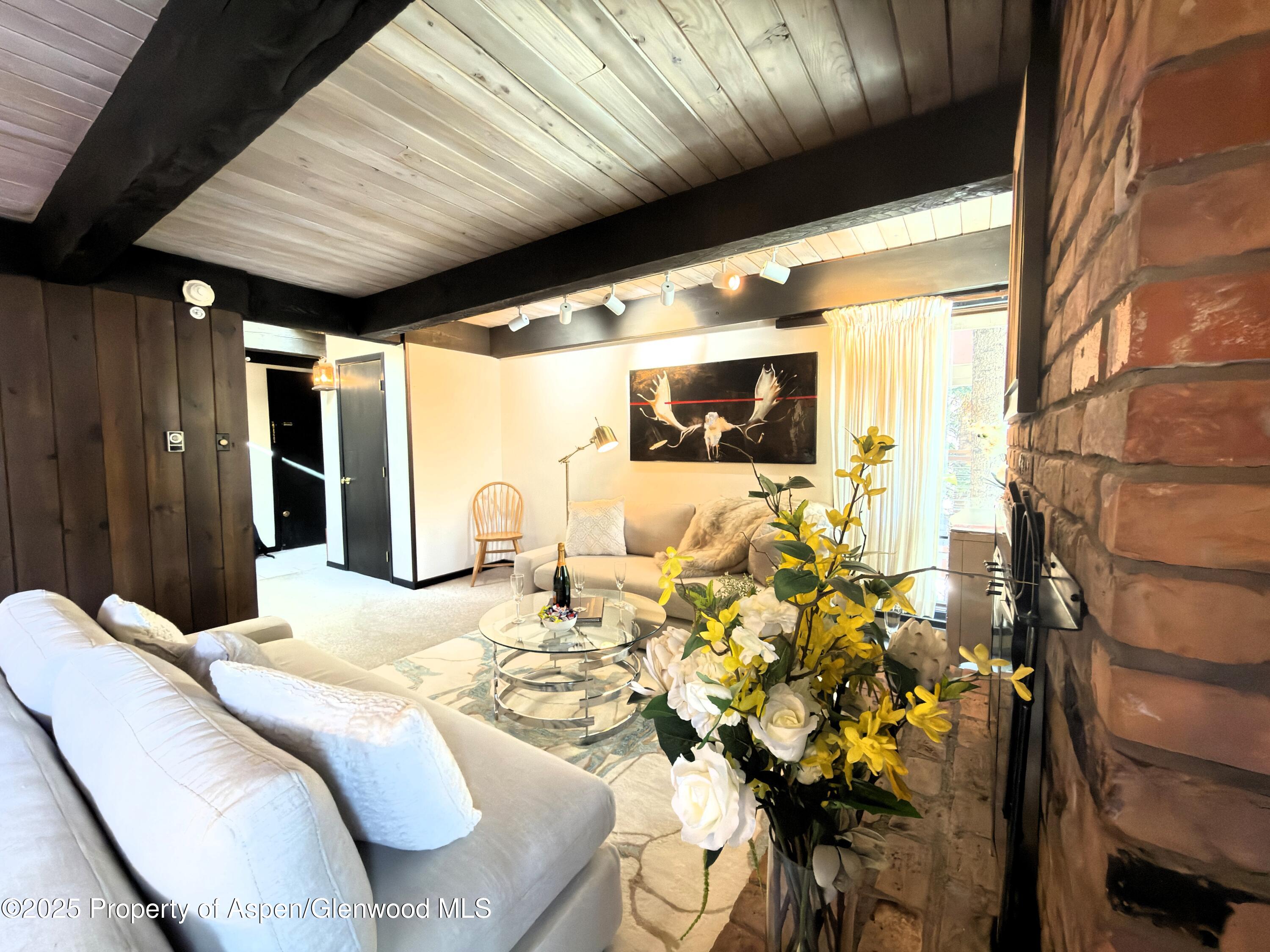 1034 E COOPER Avenue, 19A