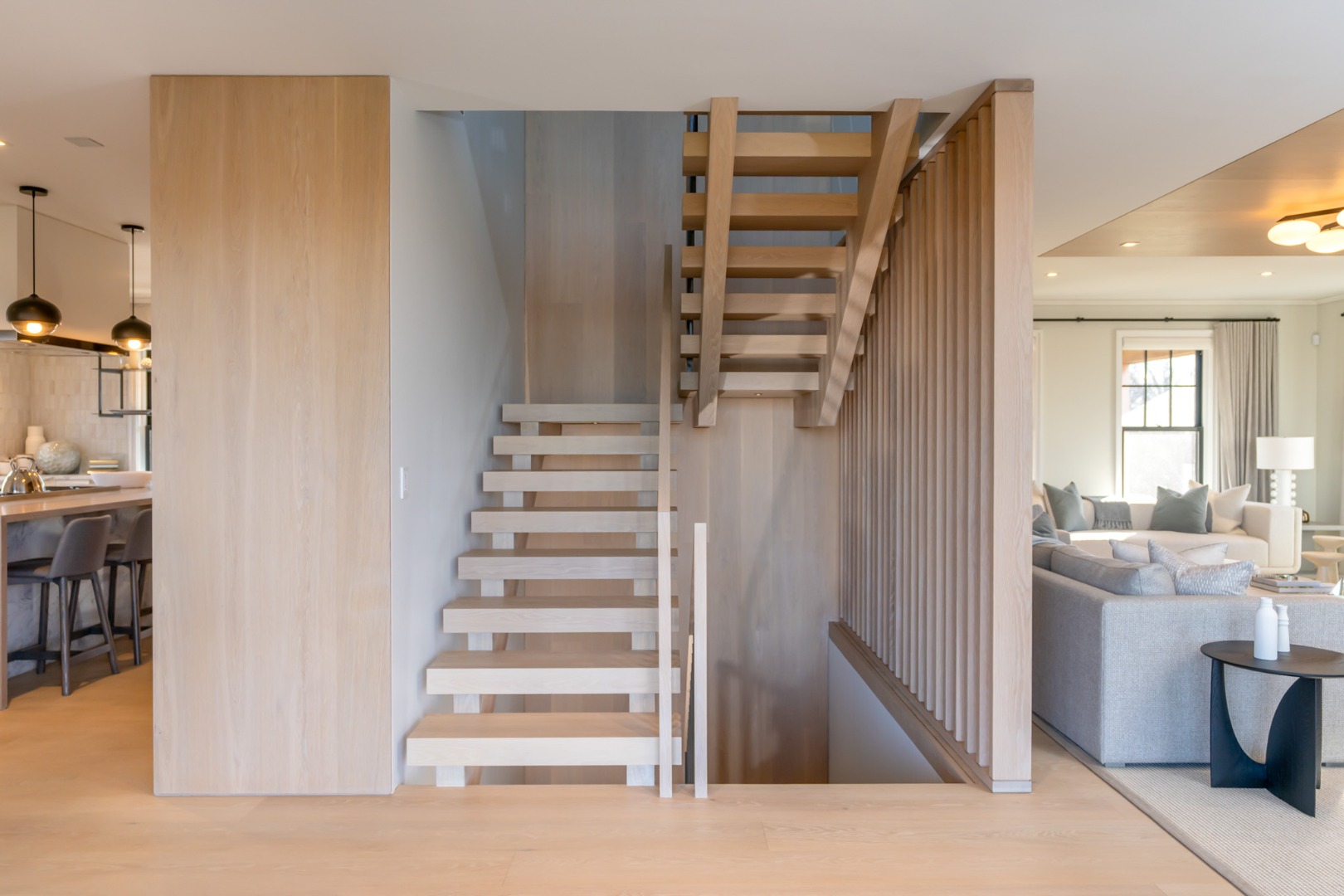 218 Cliff Road