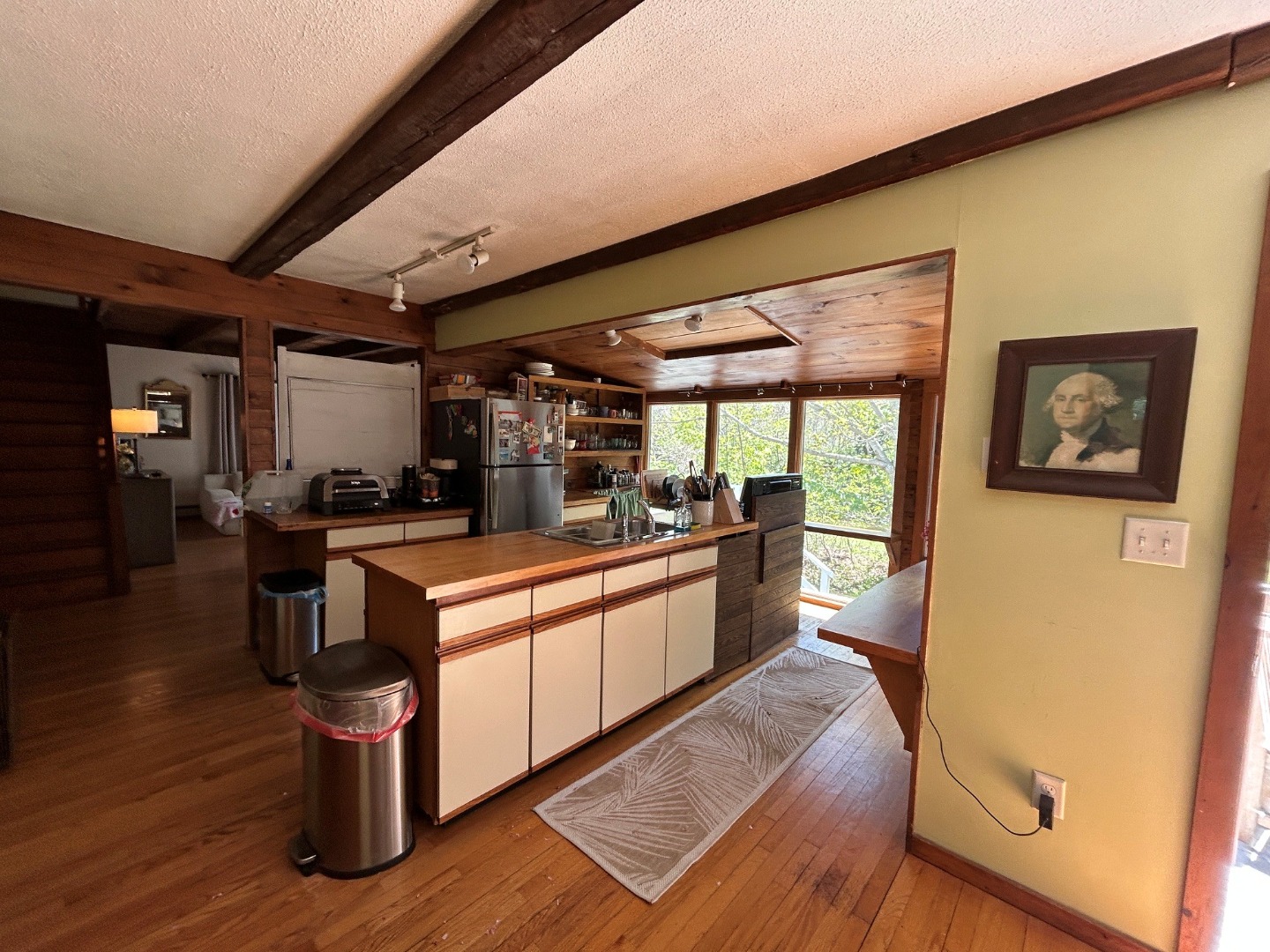 1 Saratoga Lane