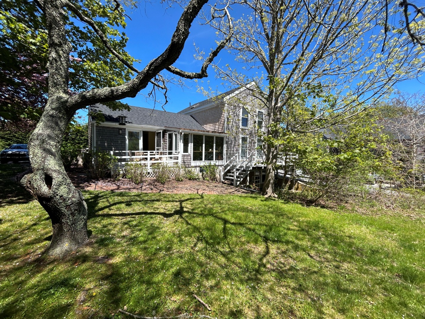 1 Saratoga Lane