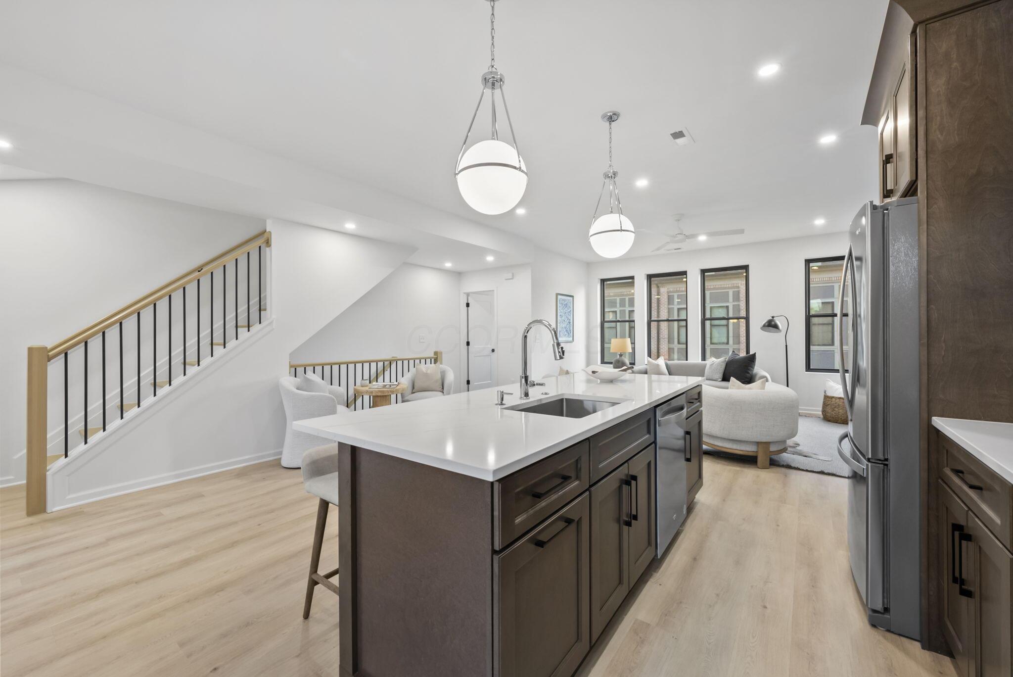 583 E Walnut Street