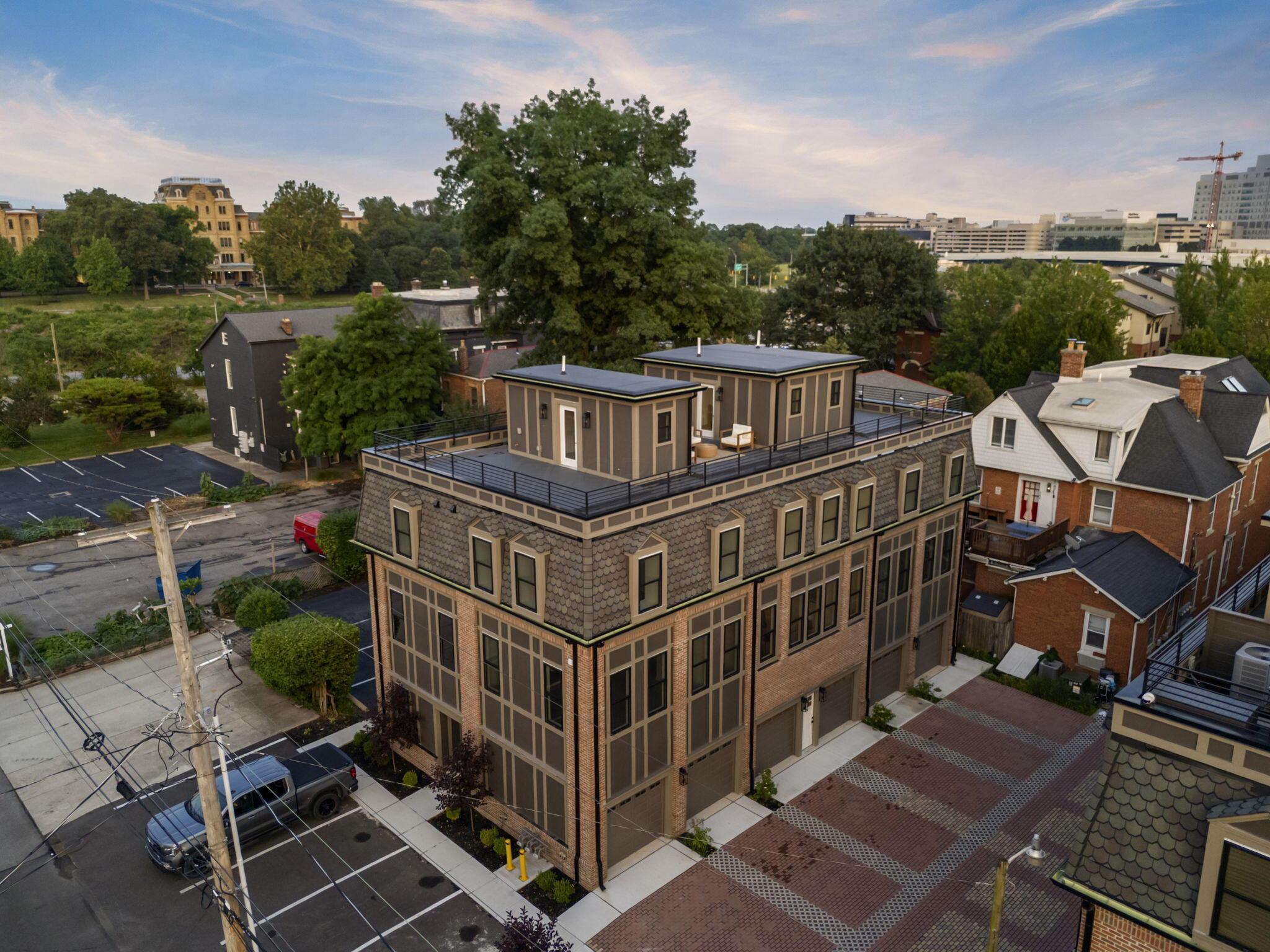 583 E Walnut Street