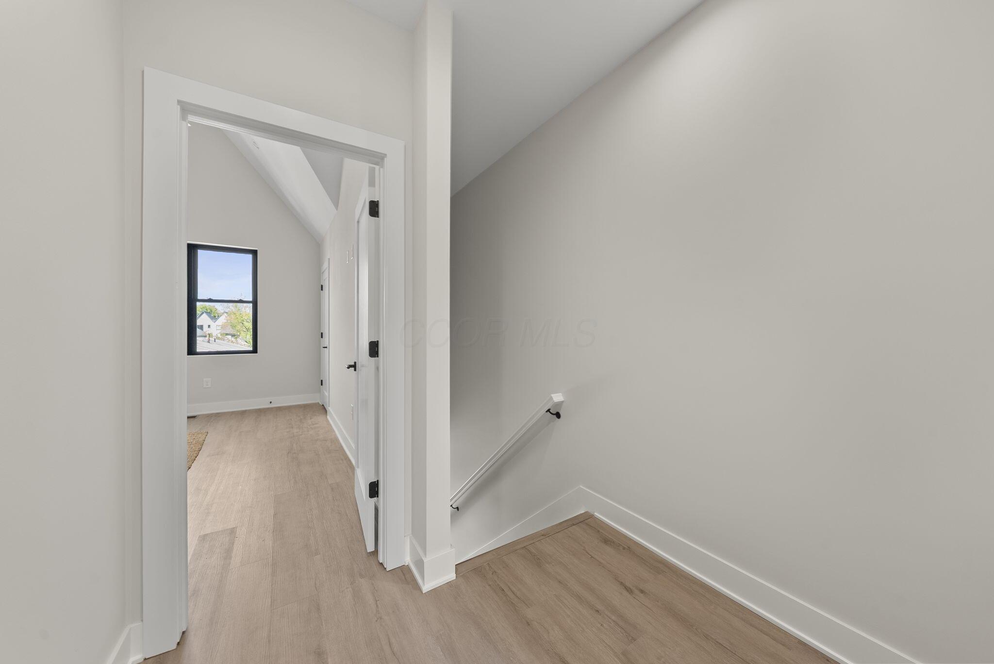 1093 Franklin Avenue