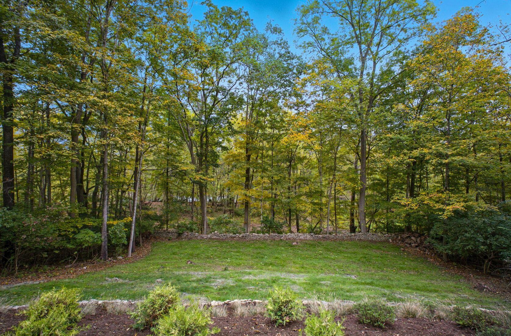 4640 Donegal Cliffs Drive