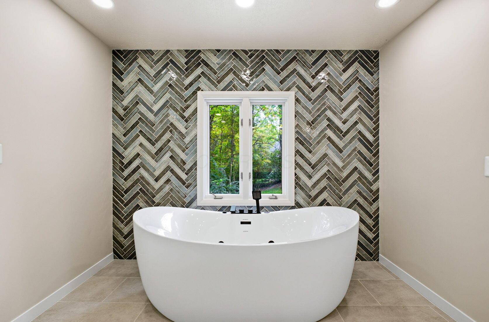 4640 Donegal Cliffs Drive