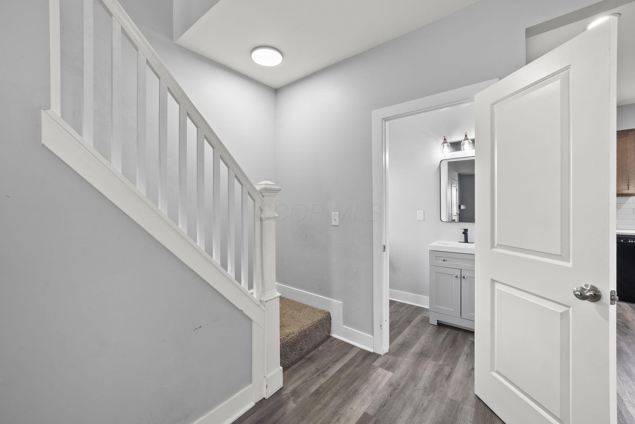 211 S Princeton Avenue