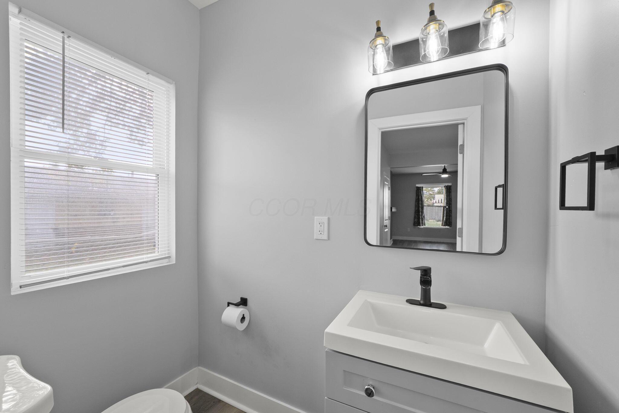 211 S Princeton Avenue