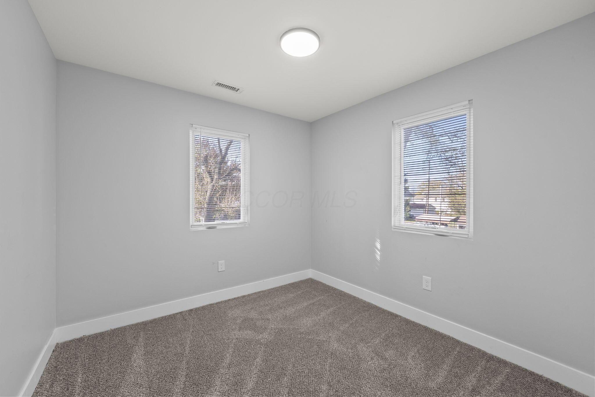 211 S Princeton Avenue