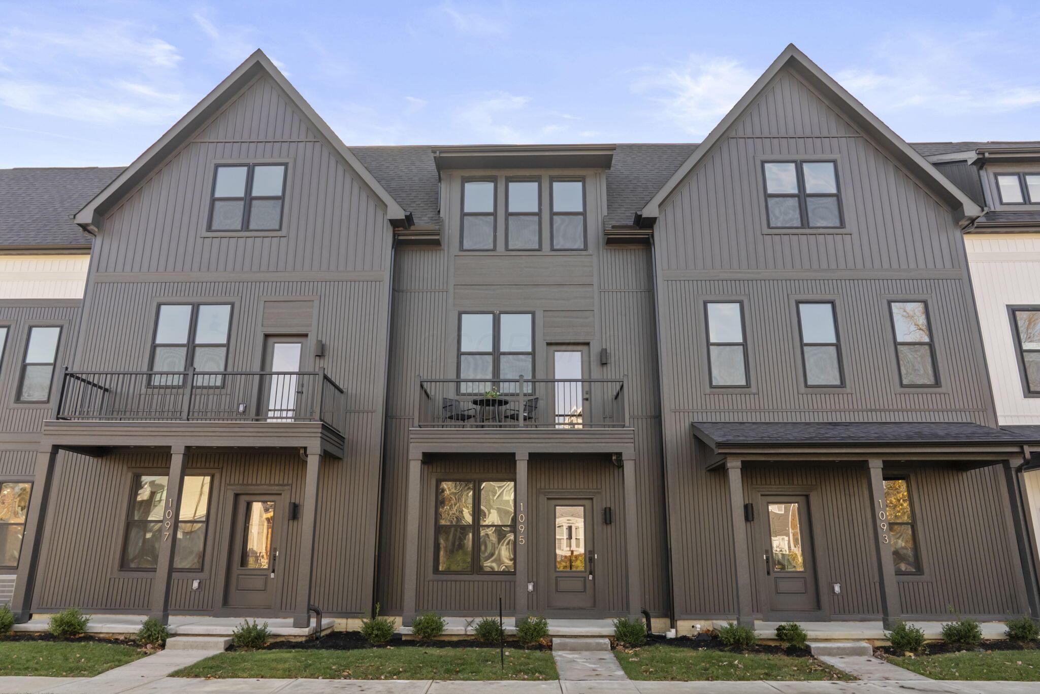 1095 Franklin Avenue