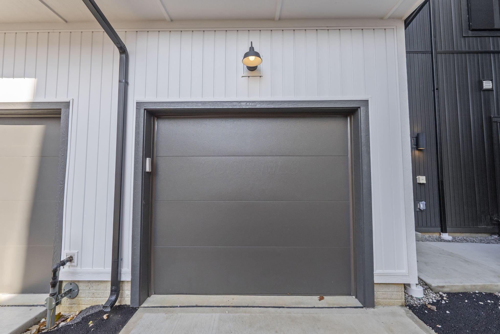 1095 Franklin Avenue