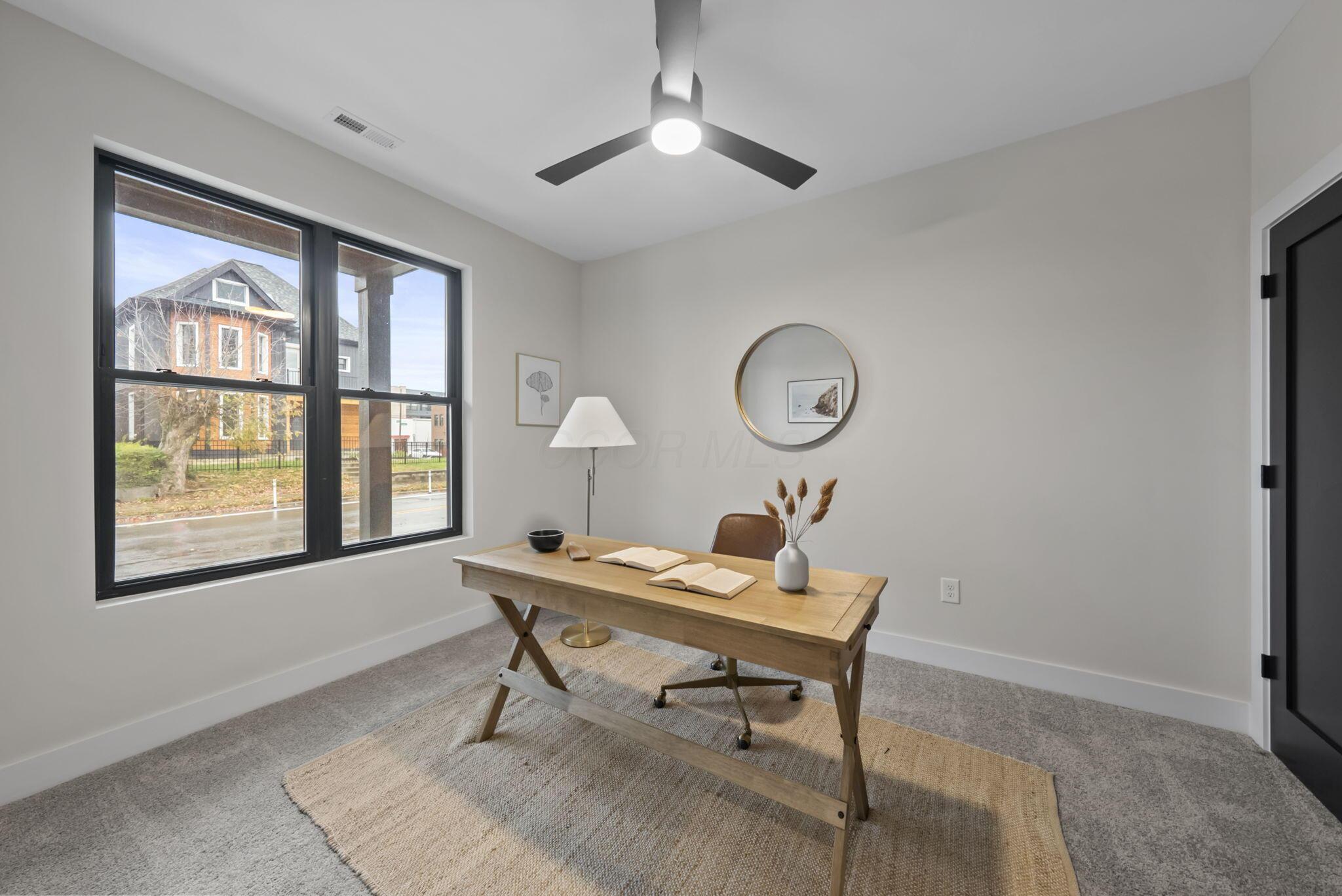 1095 Franklin Avenue