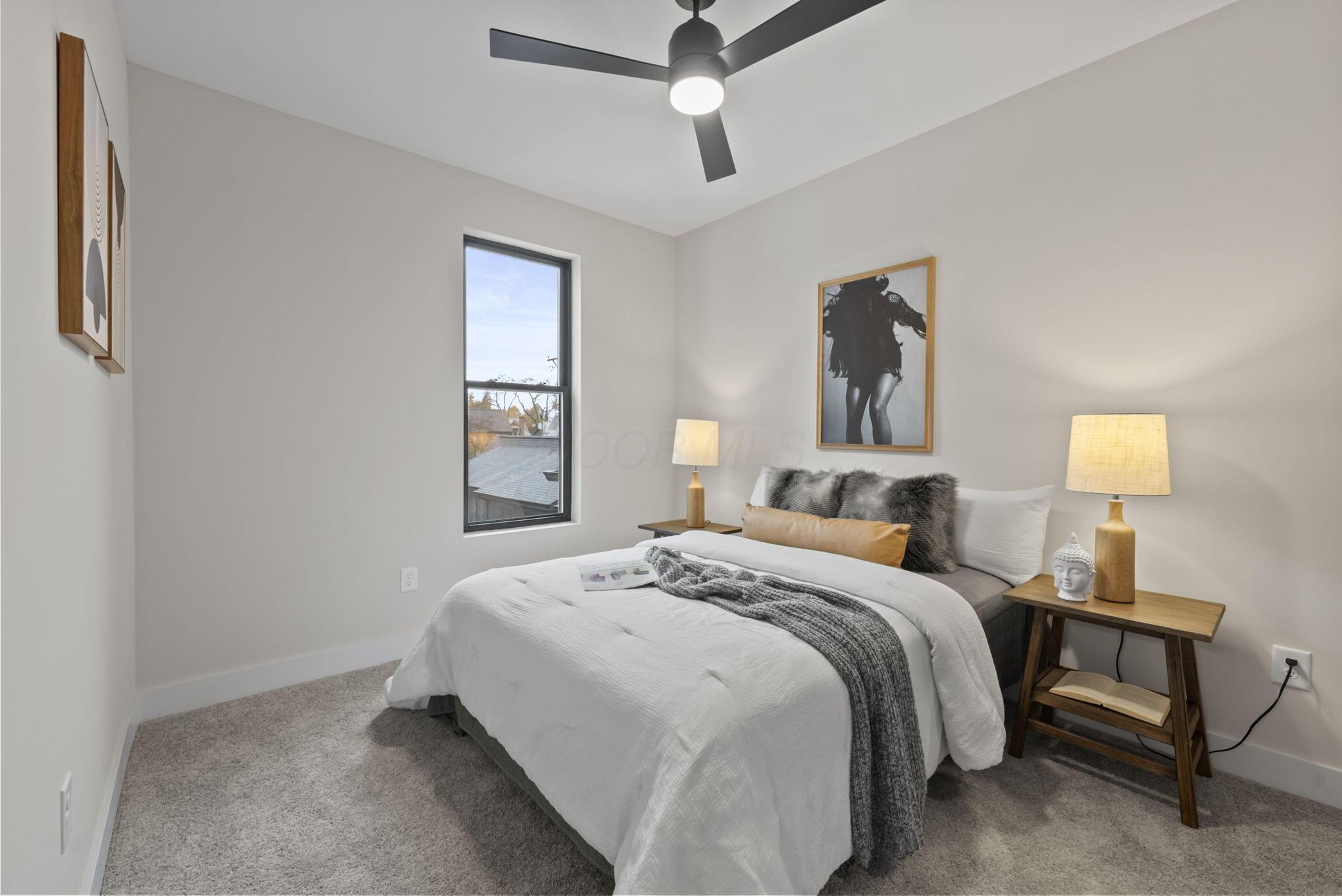 1095 Franklin Avenue