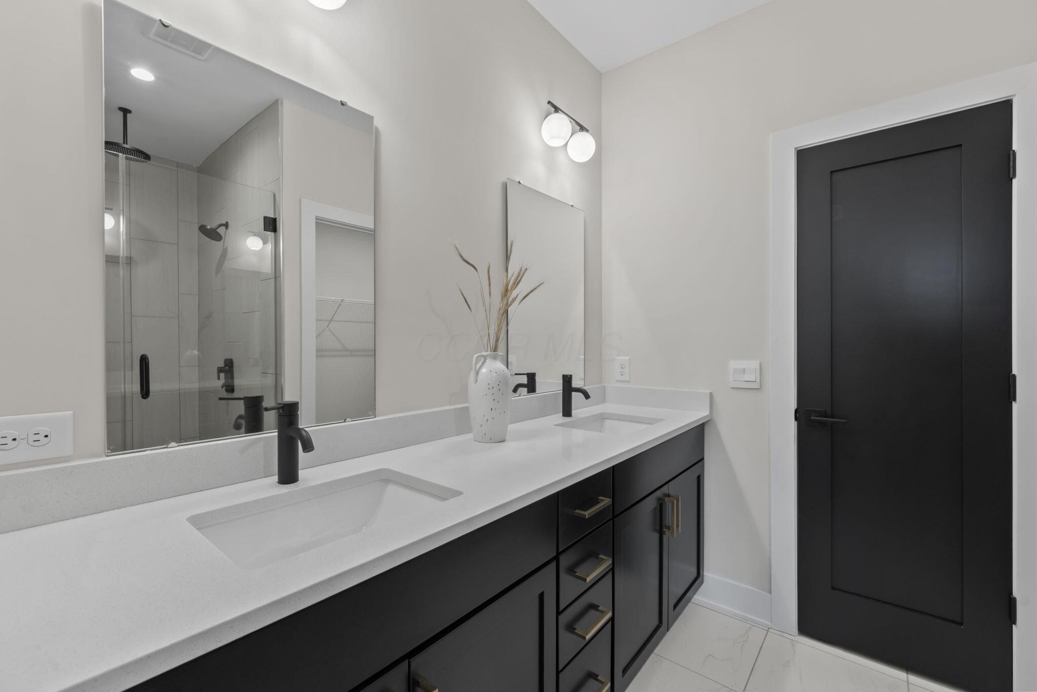 1095 Franklin Avenue