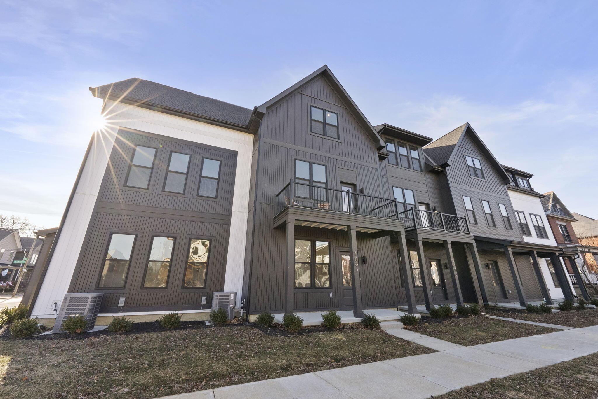 1097 Franklin Avenue