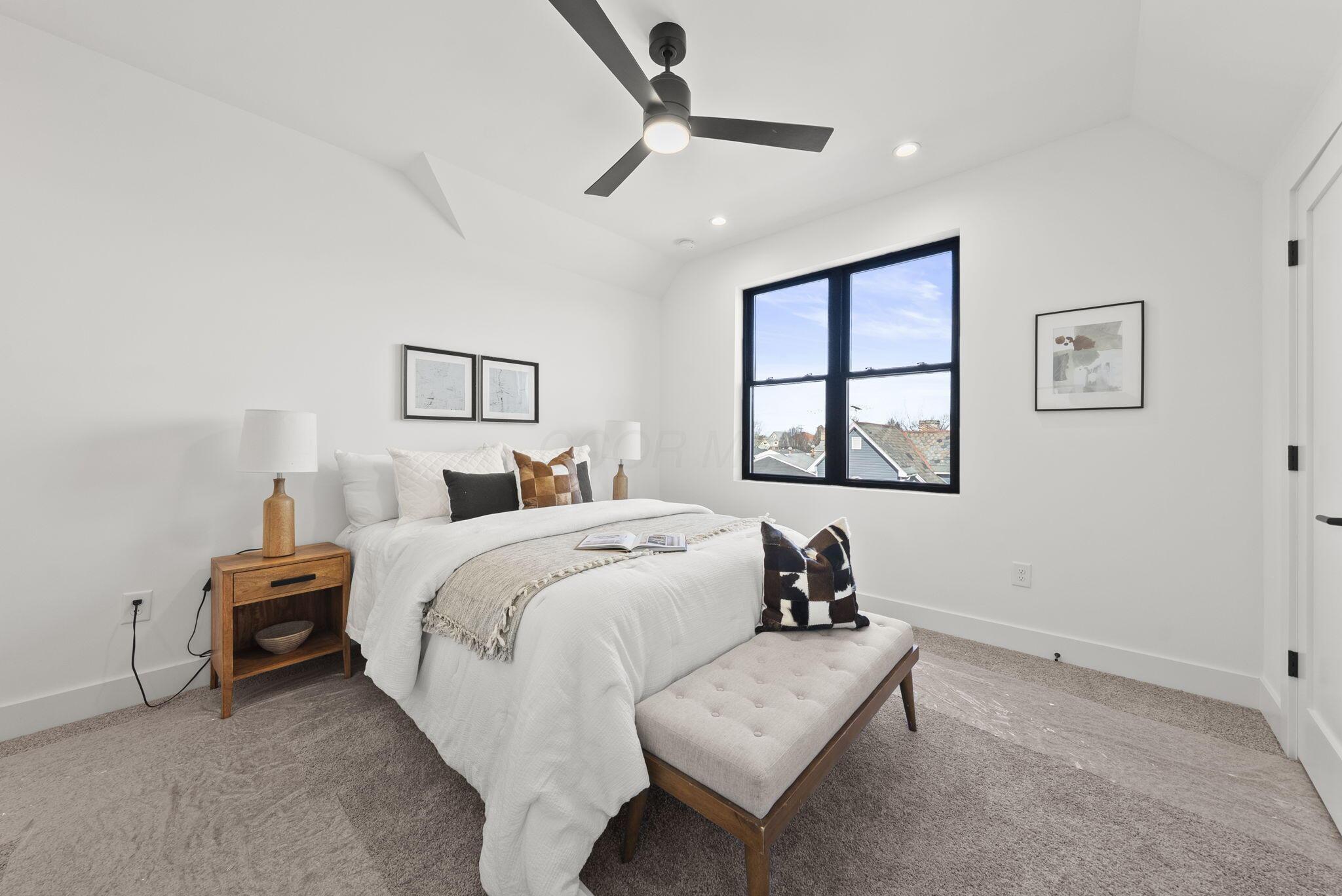 1097 Franklin Avenue