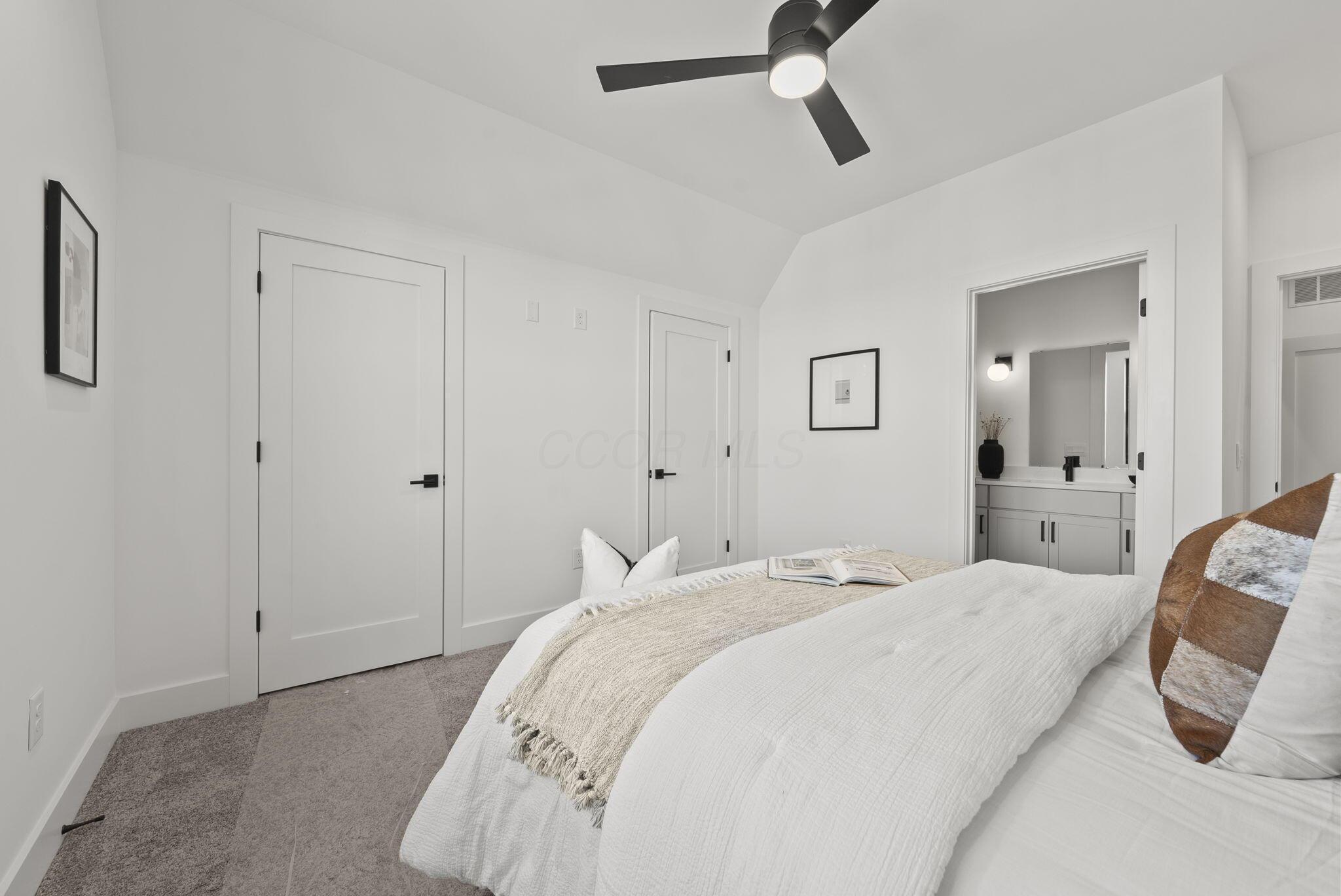 1097 Franklin Avenue