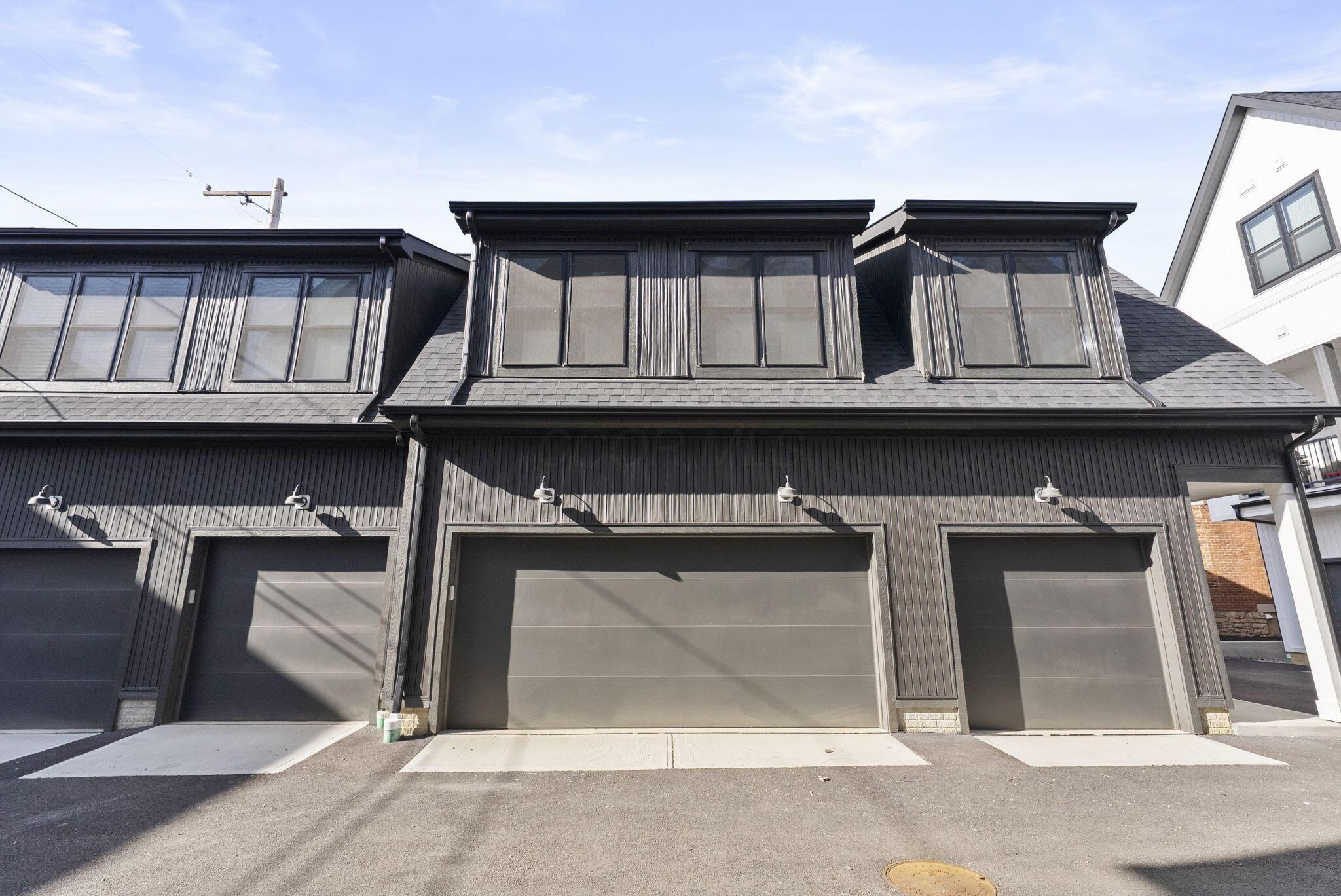 1097 Franklin Avenue