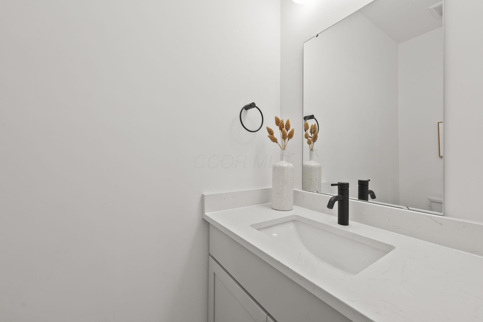 1097 Franklin Avenue