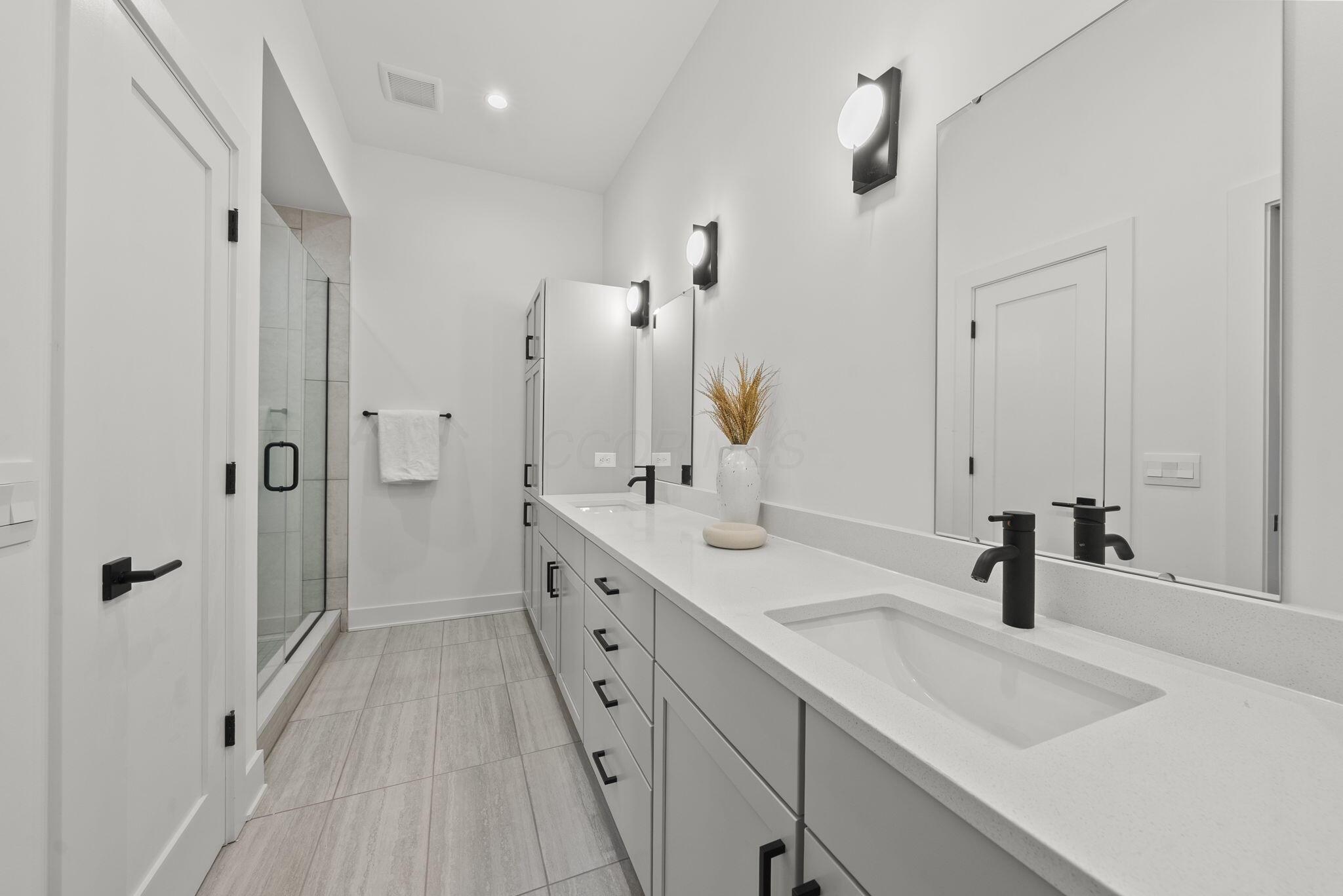 1097 Franklin Avenue