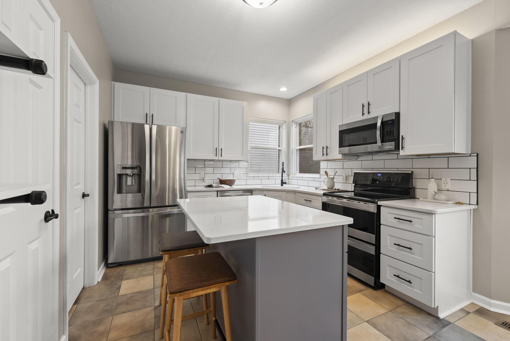 7250 Upper Albany Drive