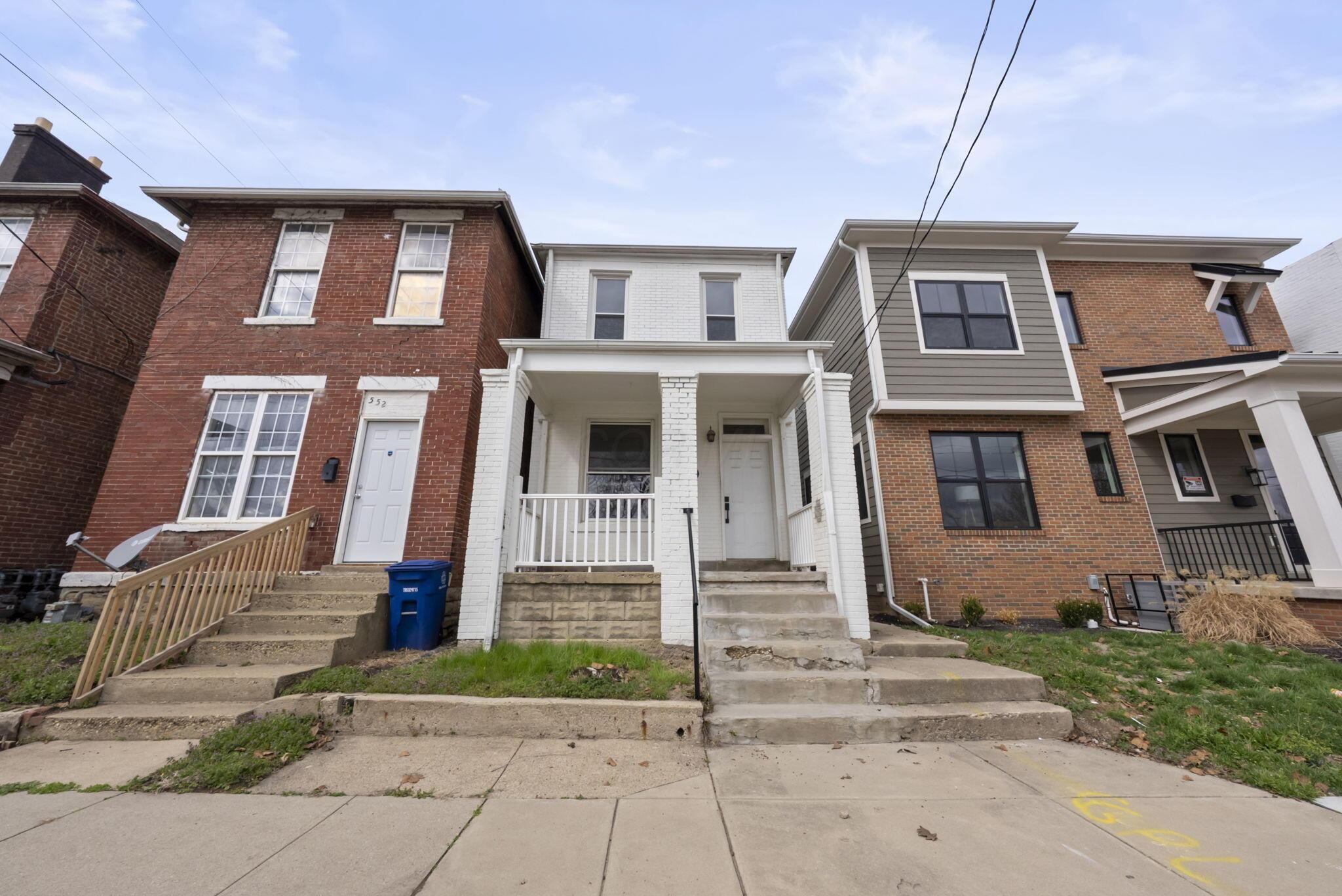 550 W Town Street