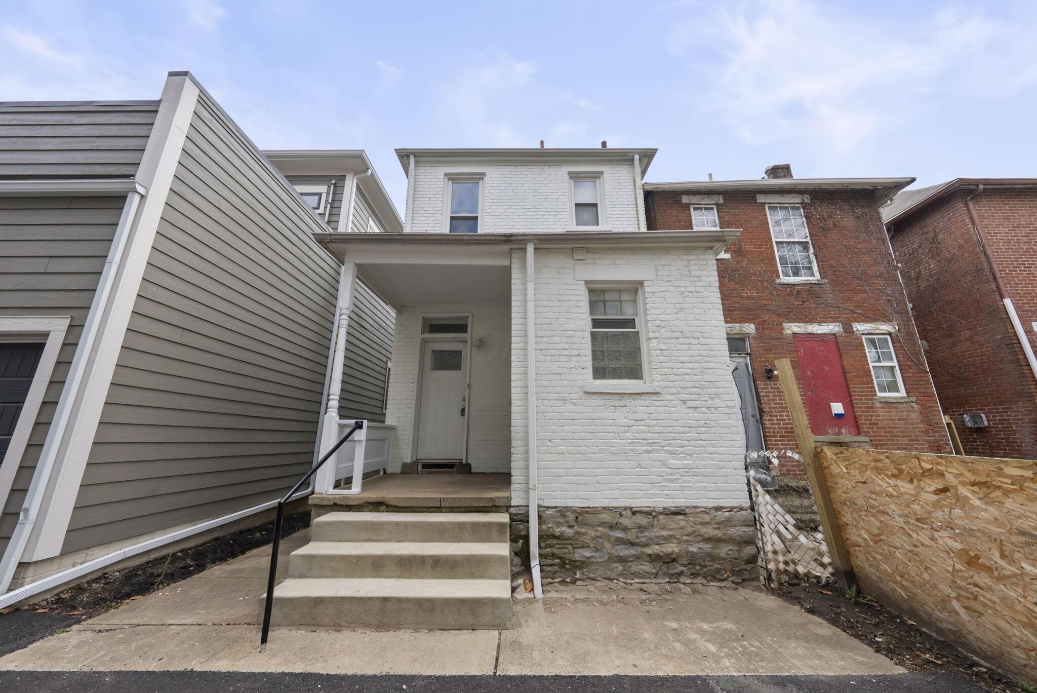 550 W Town Street