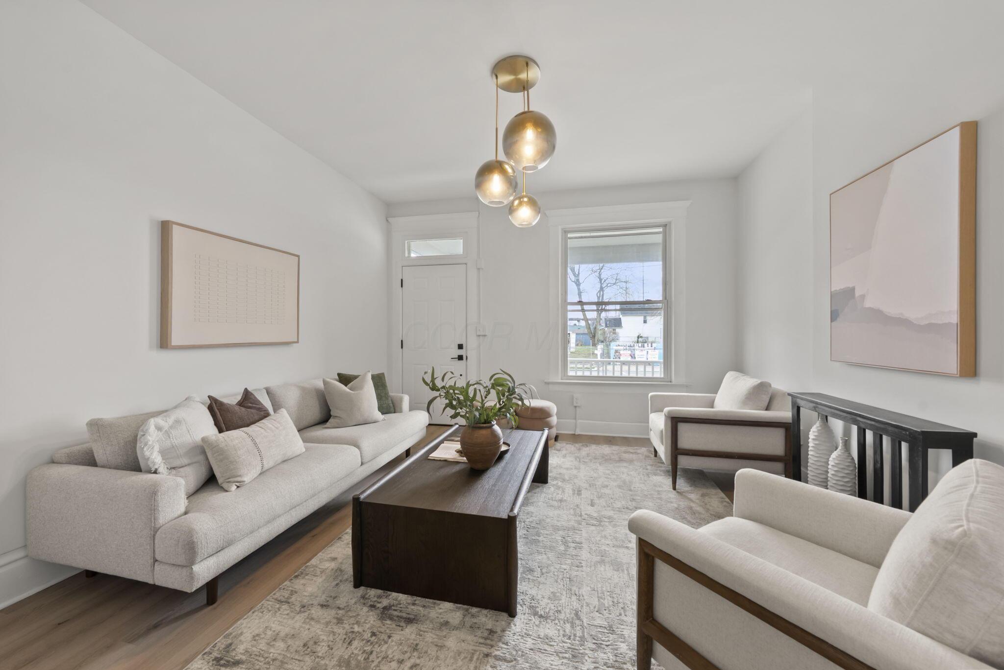 550 W Town Street