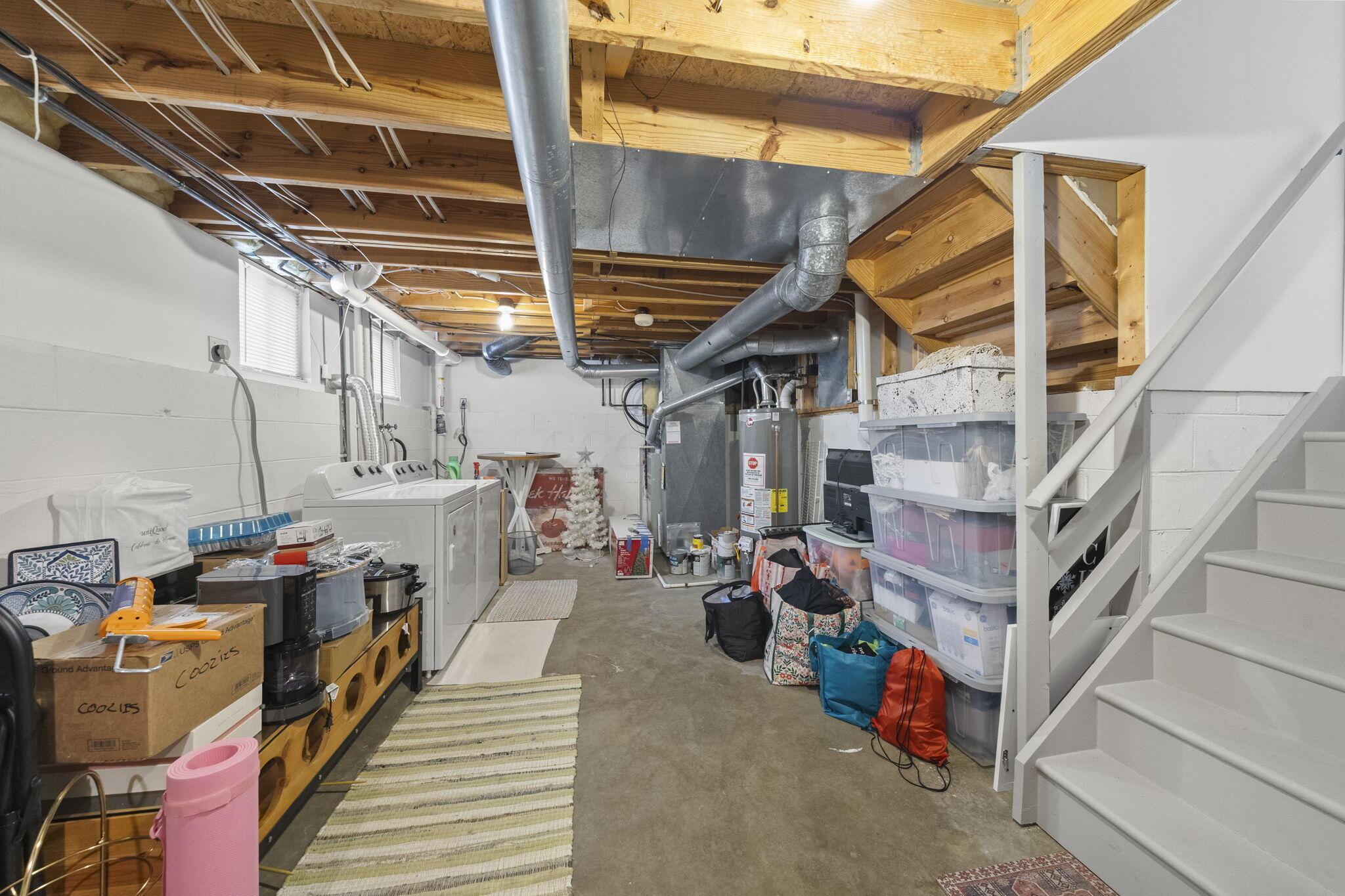 6818 Bennell Drive