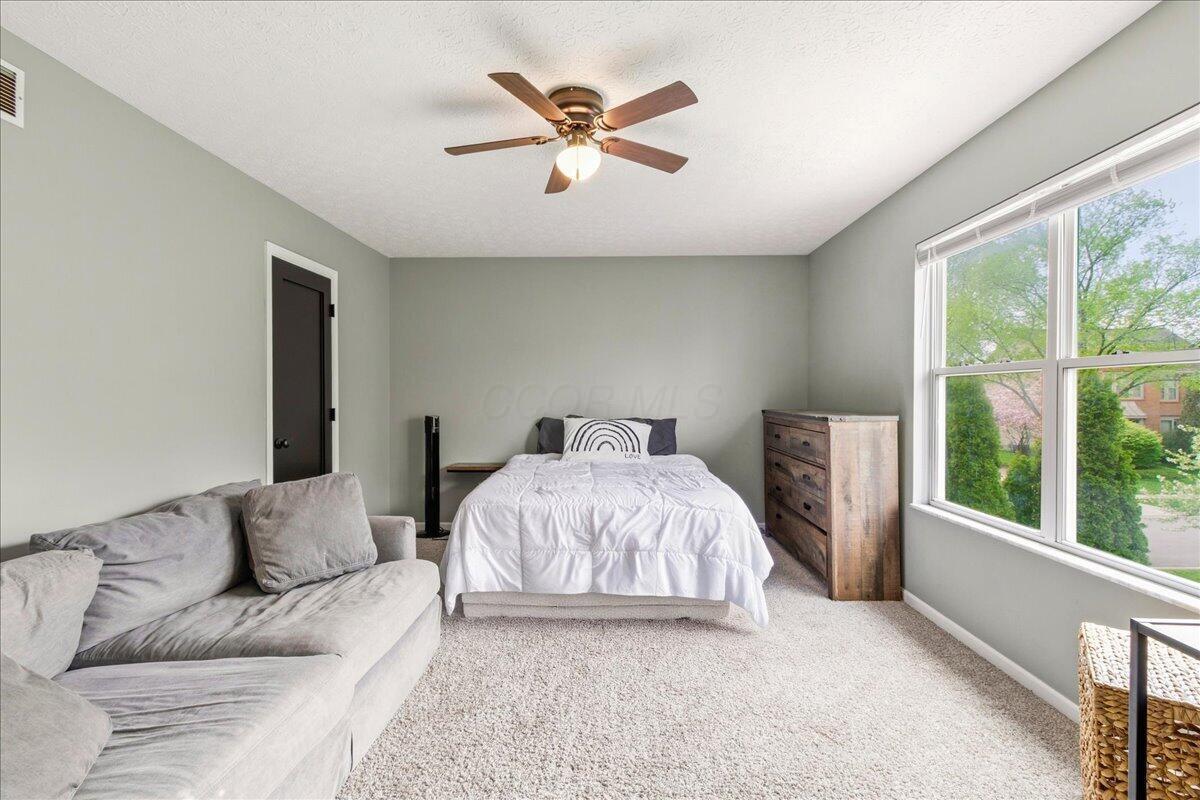 5701 Killiney Lane