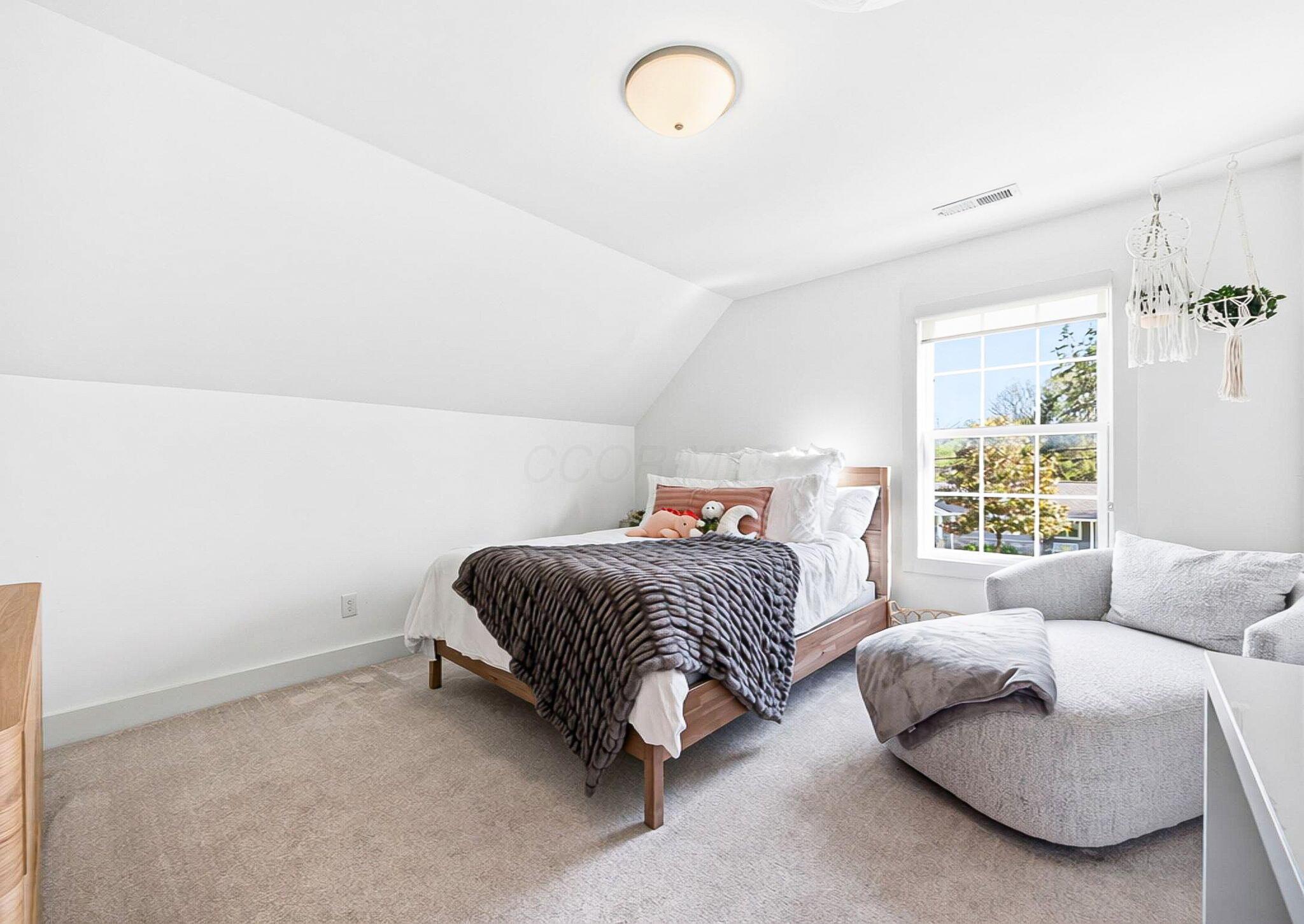 2642 Clifton Road