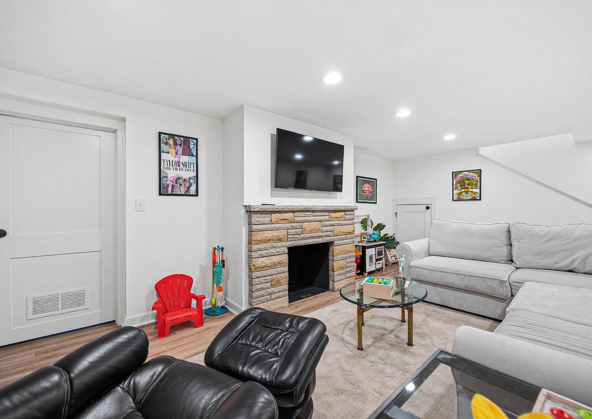 2642 Clifton Road