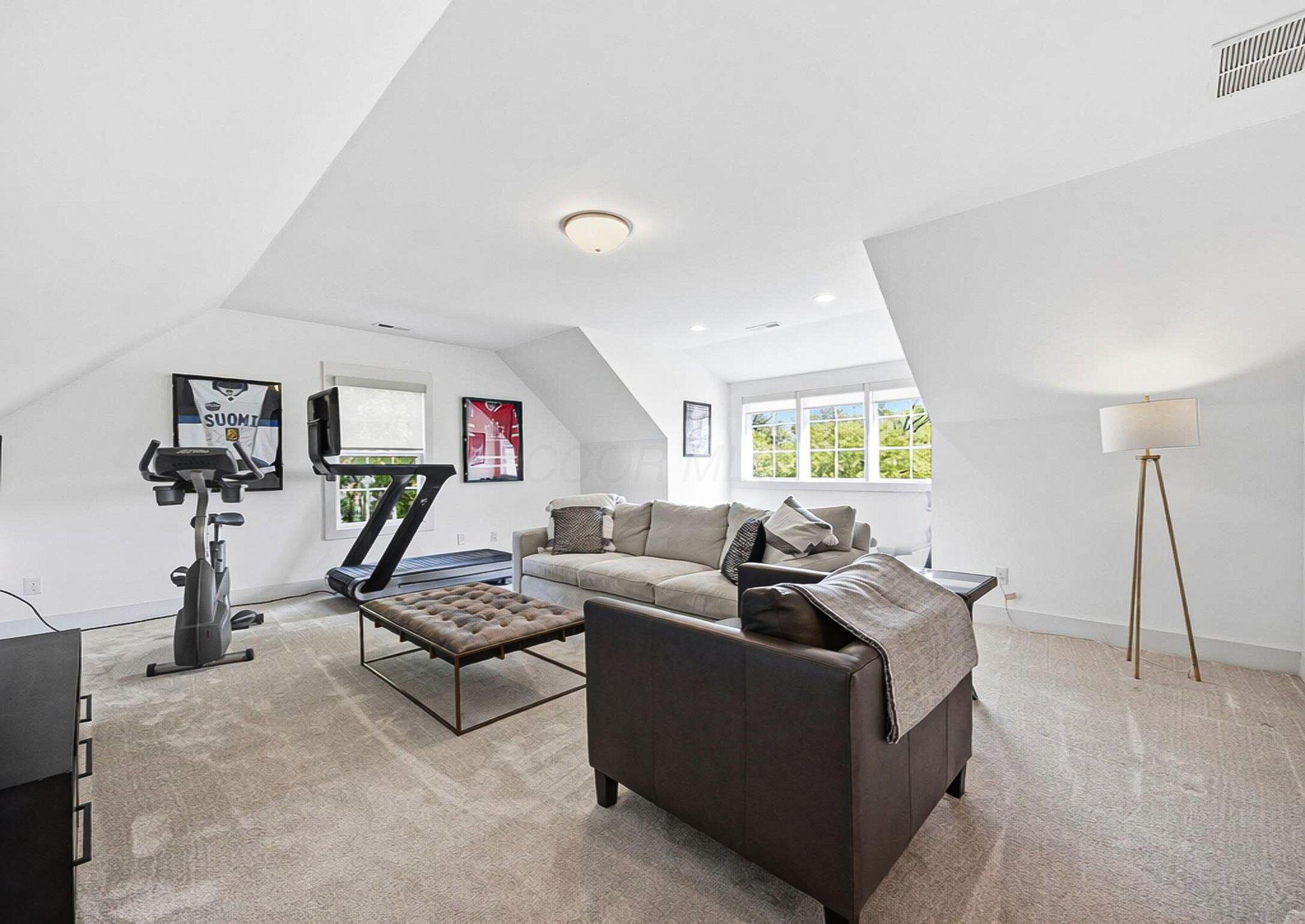 2642 Clifton Road