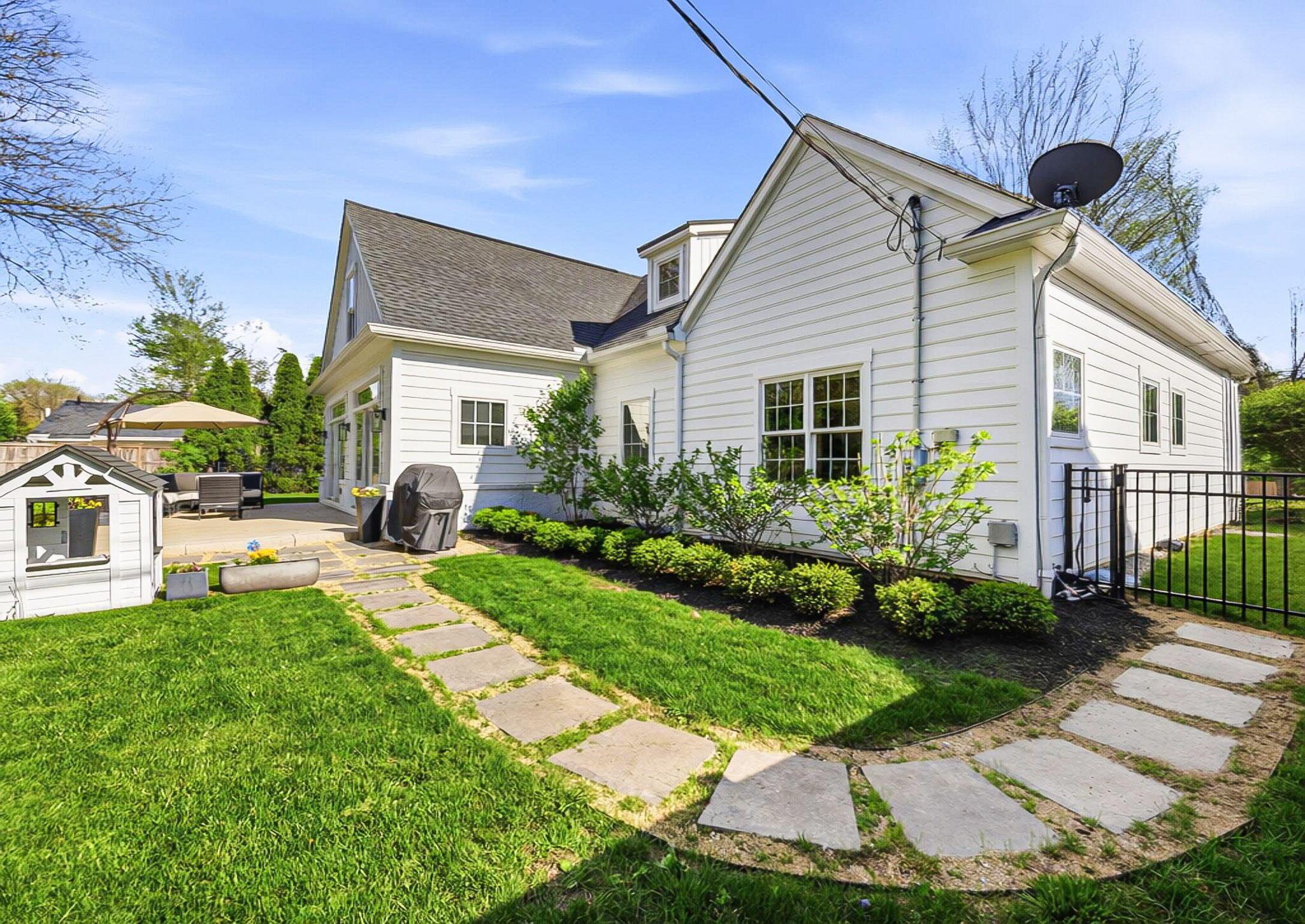 2642 Clifton Road