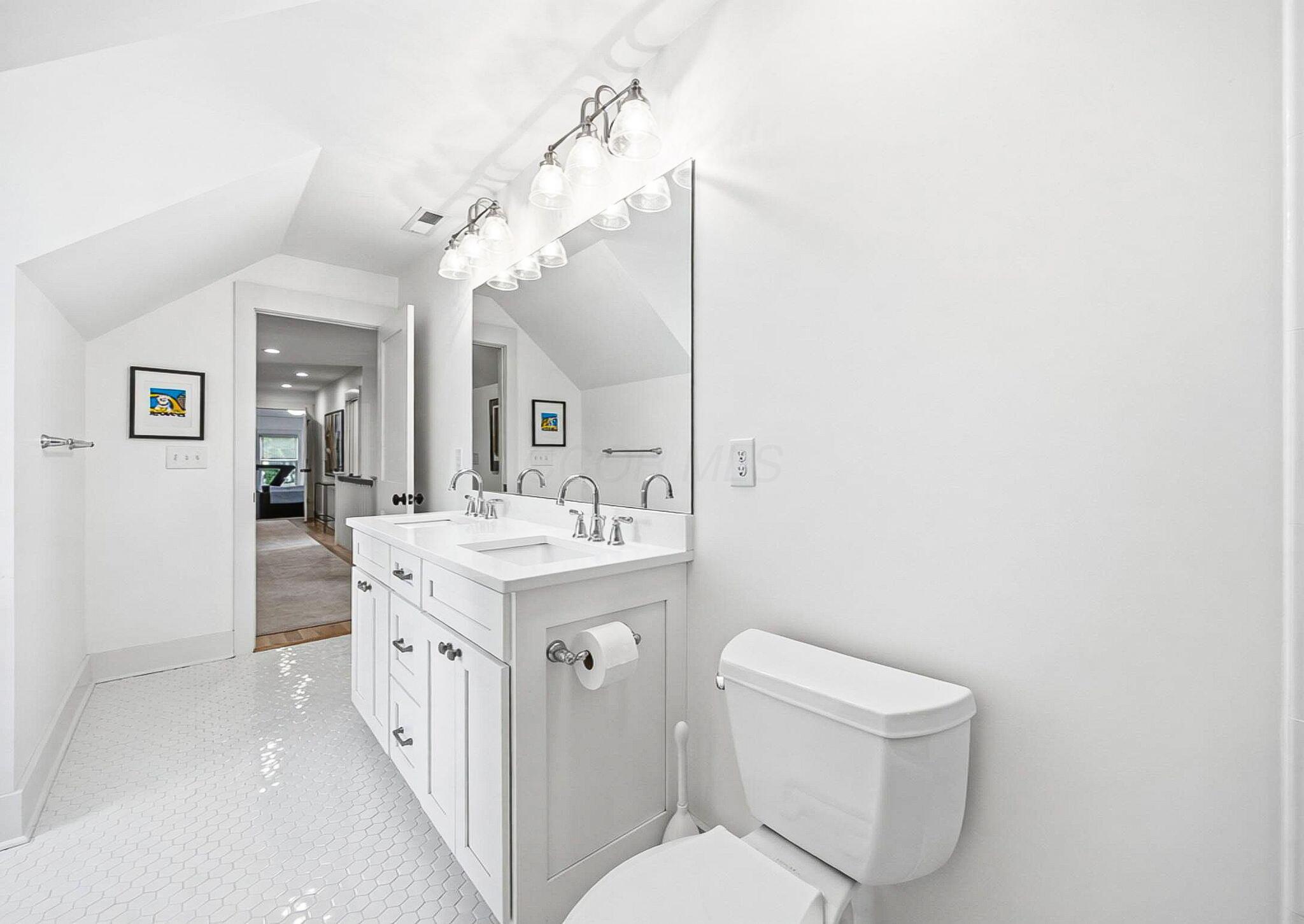 2642 Clifton Road