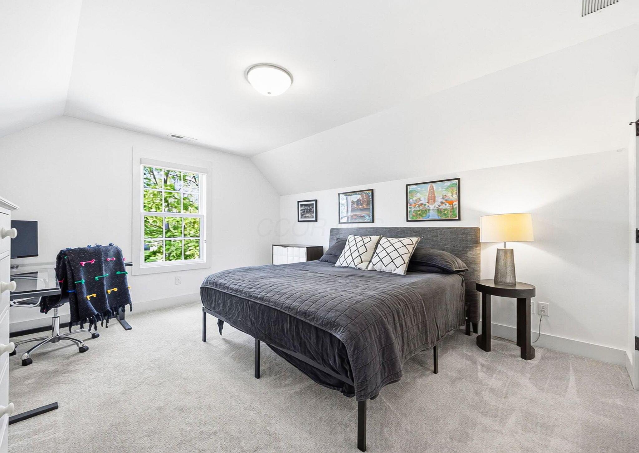 2642 Clifton Road