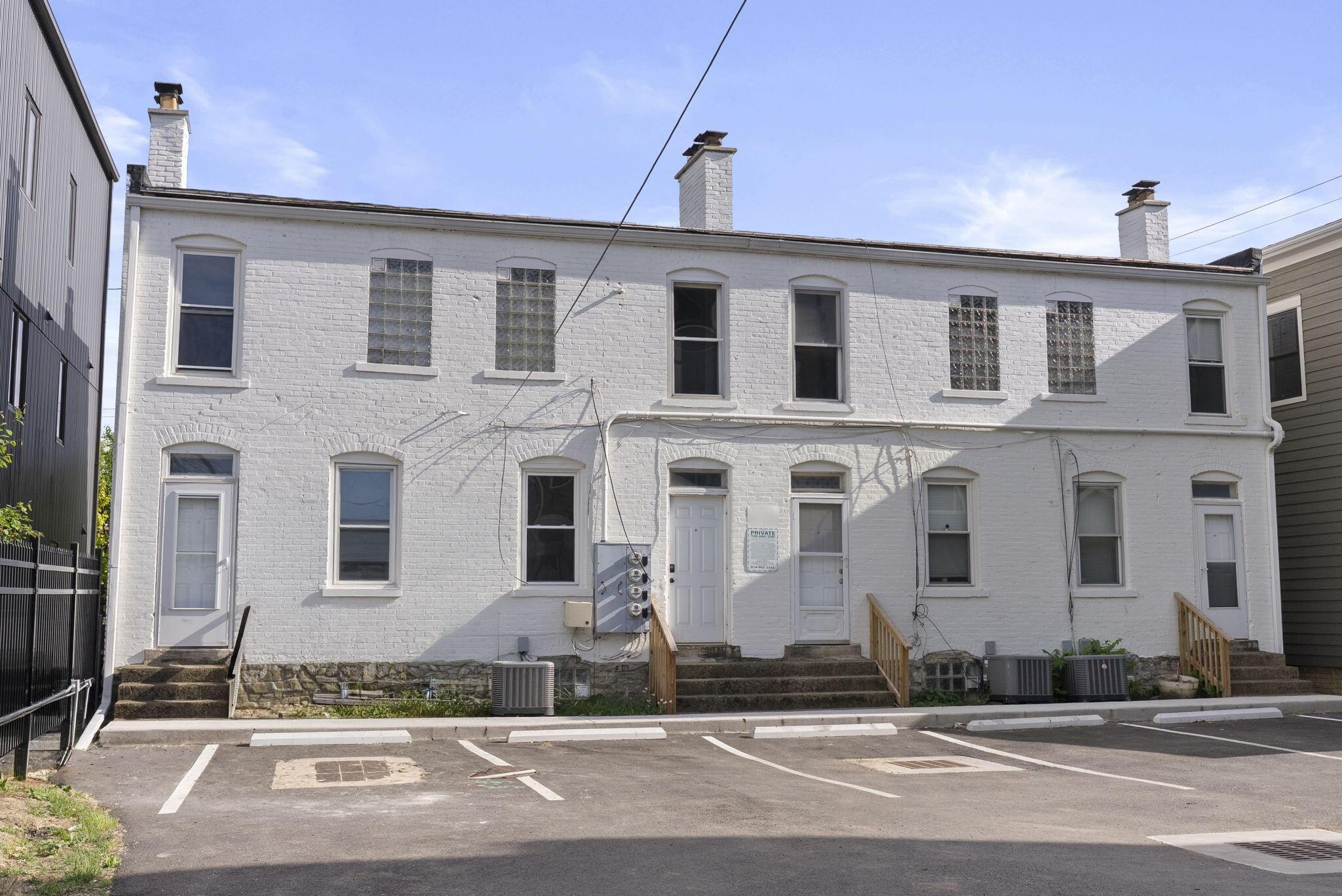 536 W Town Street