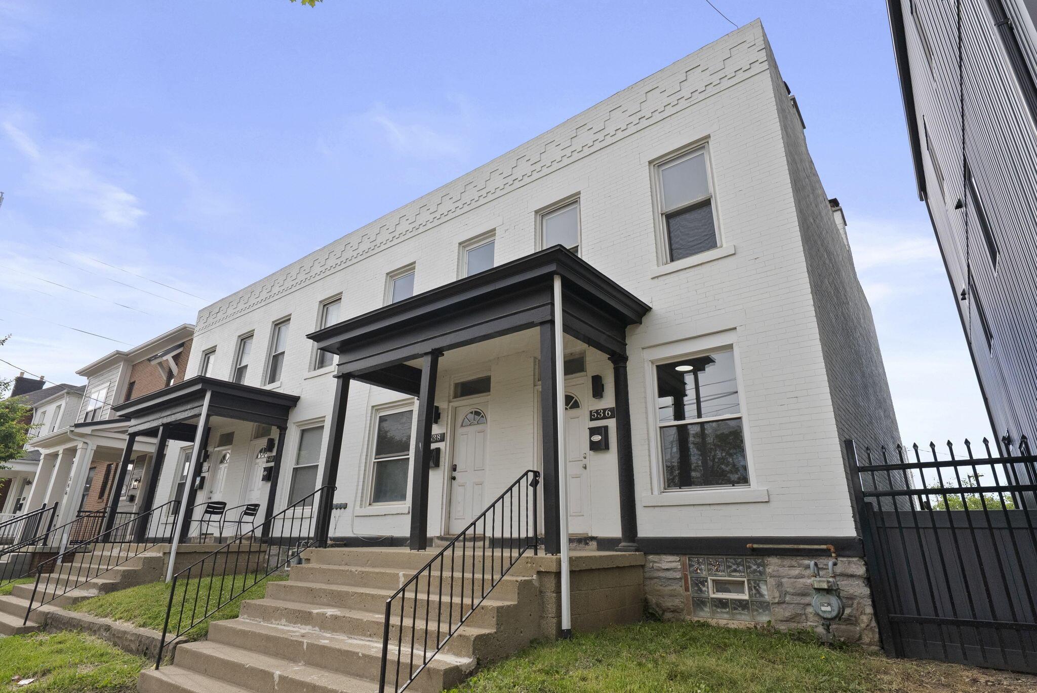 536 W Town Street