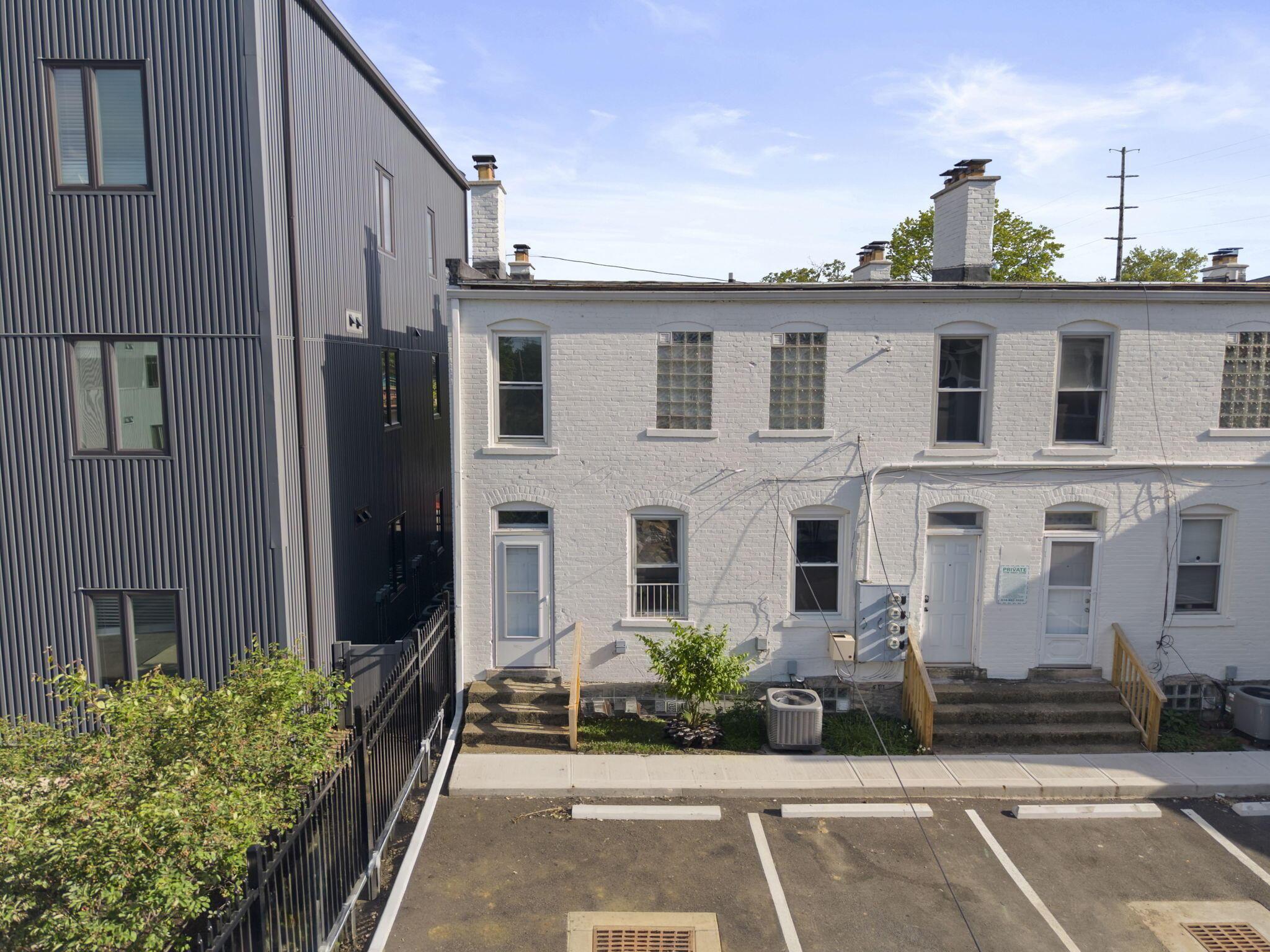 536 W Town Street