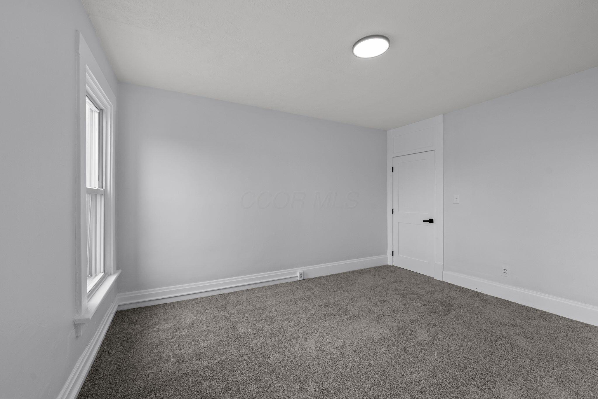 536 W Town Street