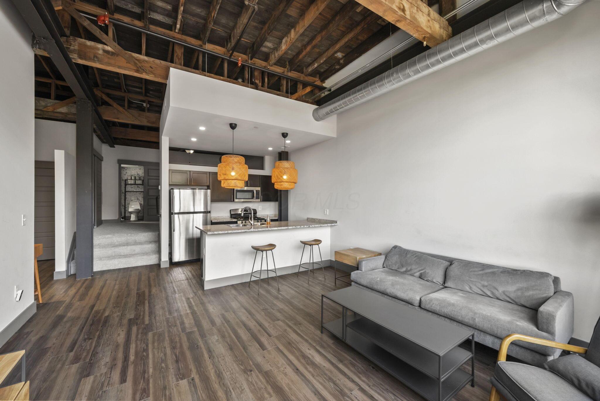 570 S Front Street, 308