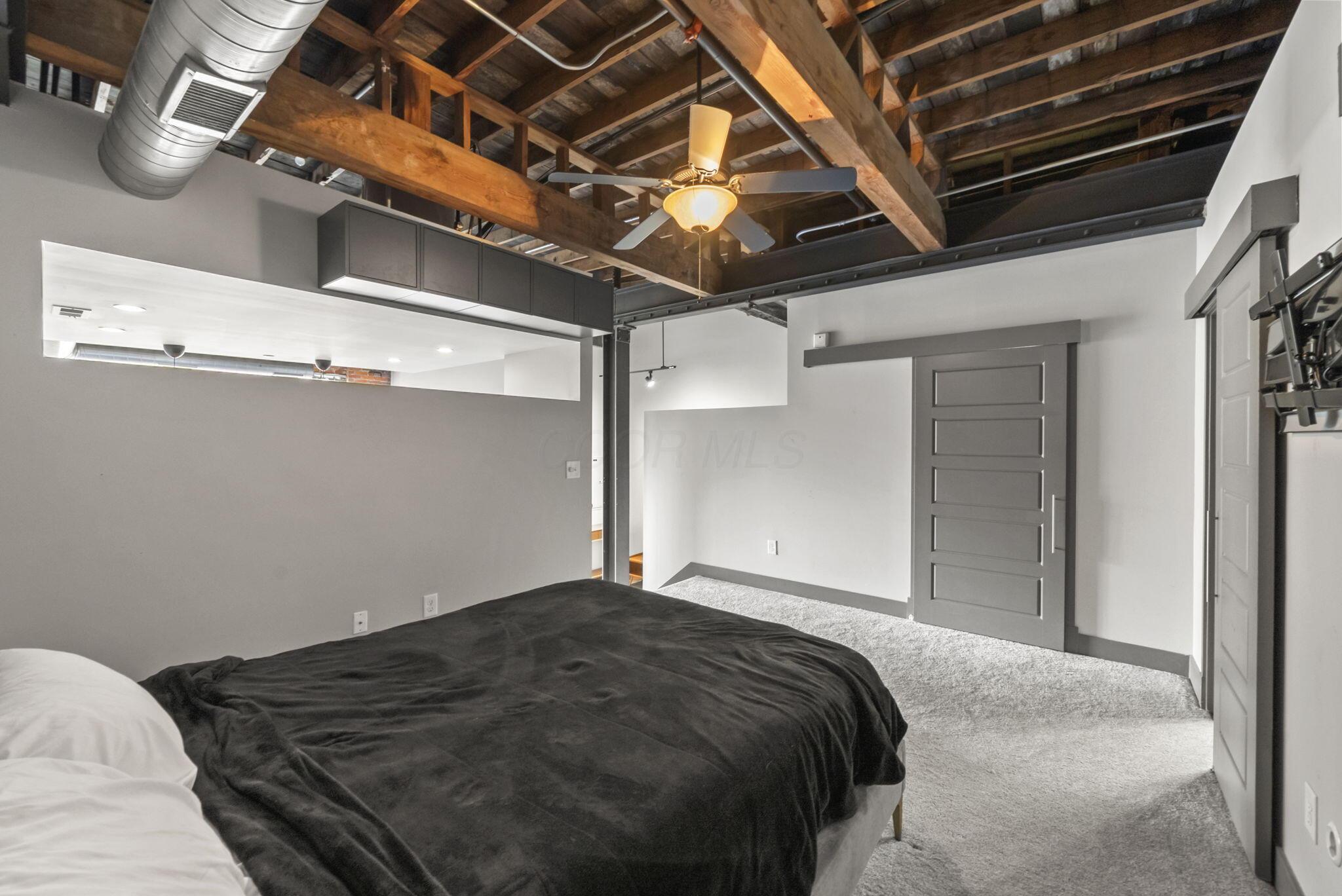 570 S Front Street, 308