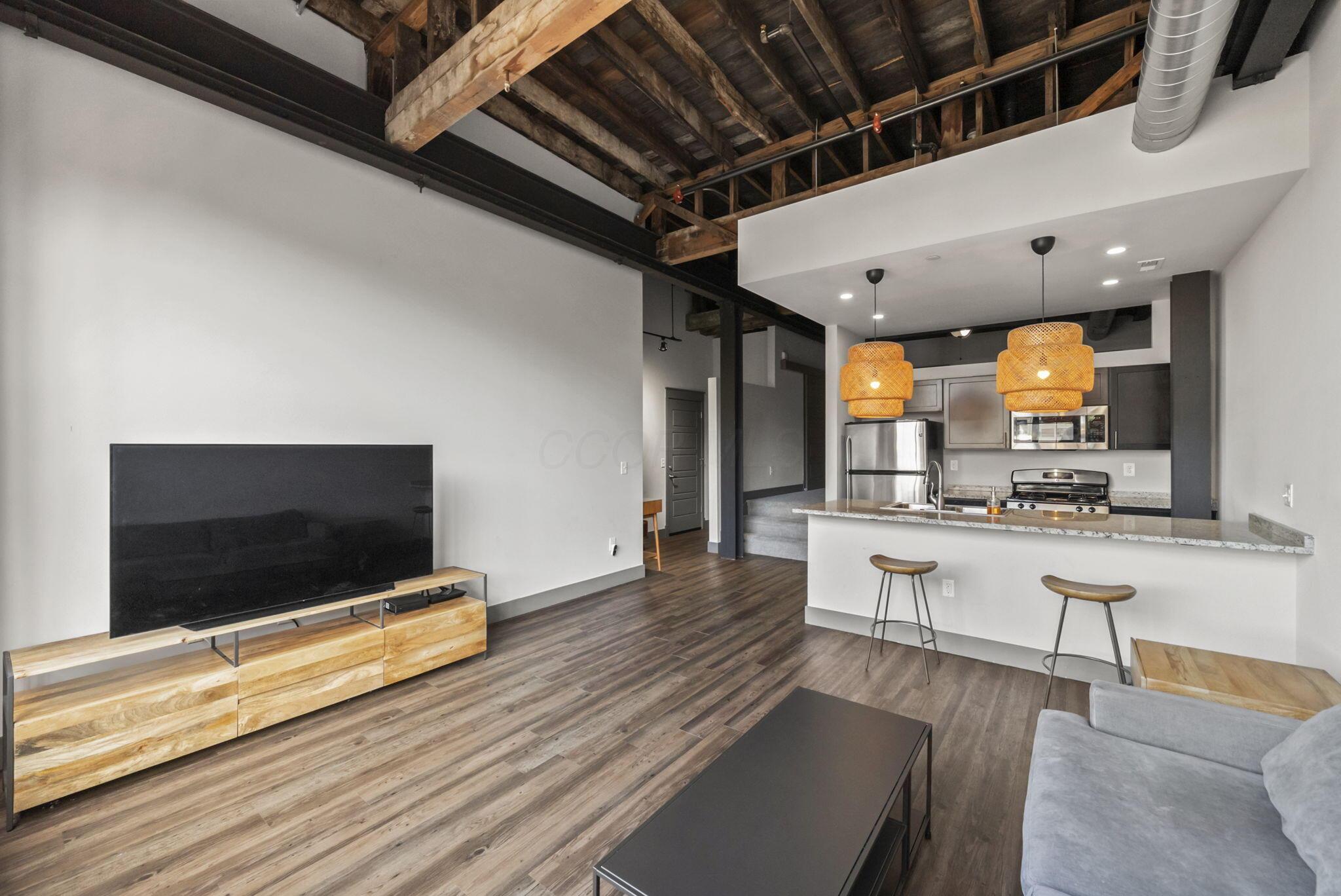 570 S Front Street, 308