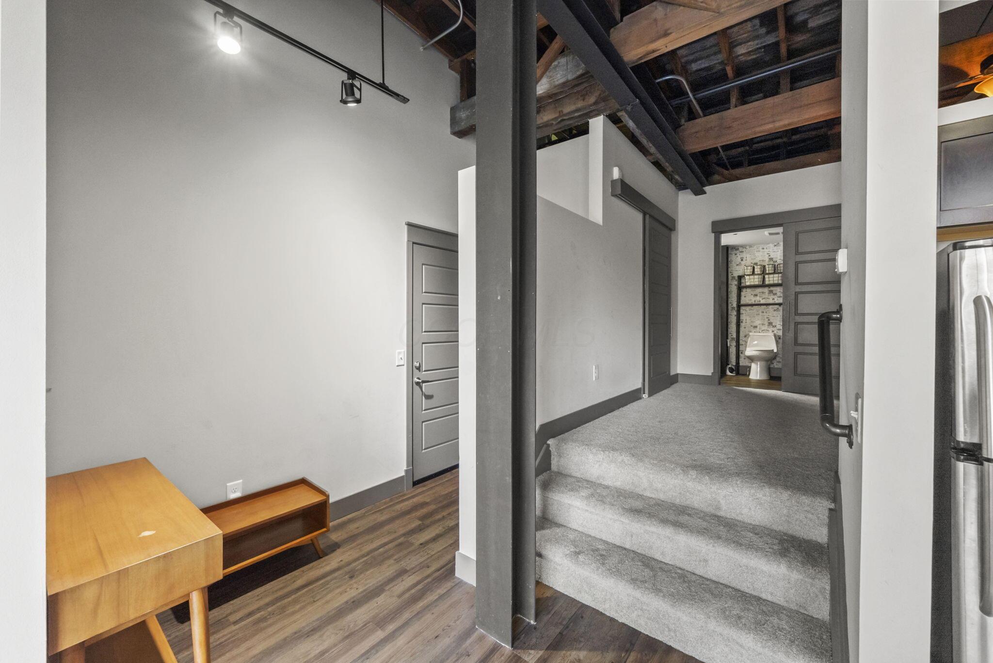 570 S Front Street, 308