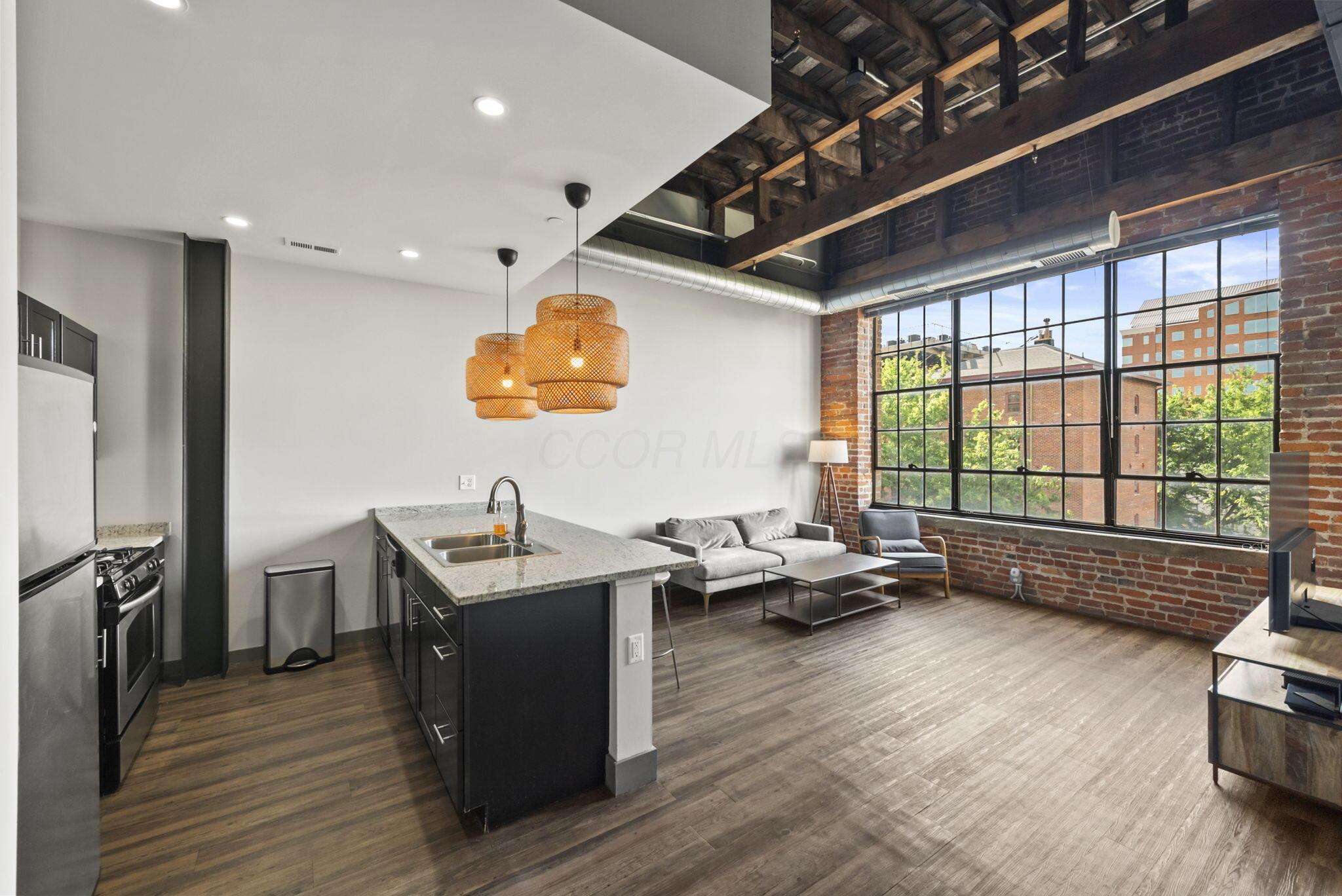 570 S Front Street, 308