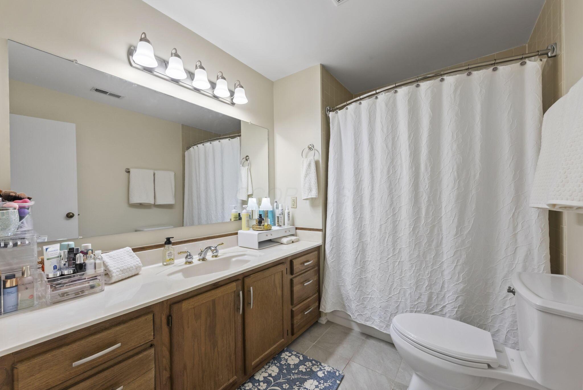 5784 Parkbridge Lane, 12-4