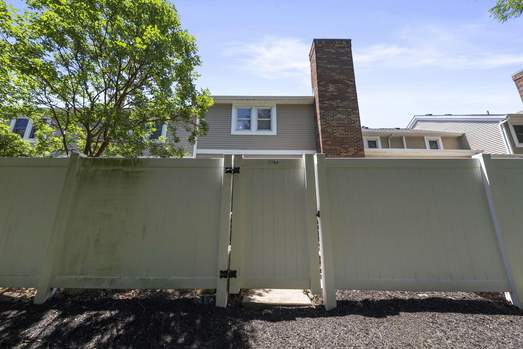 5784 Parkbridge Lane, 12-4