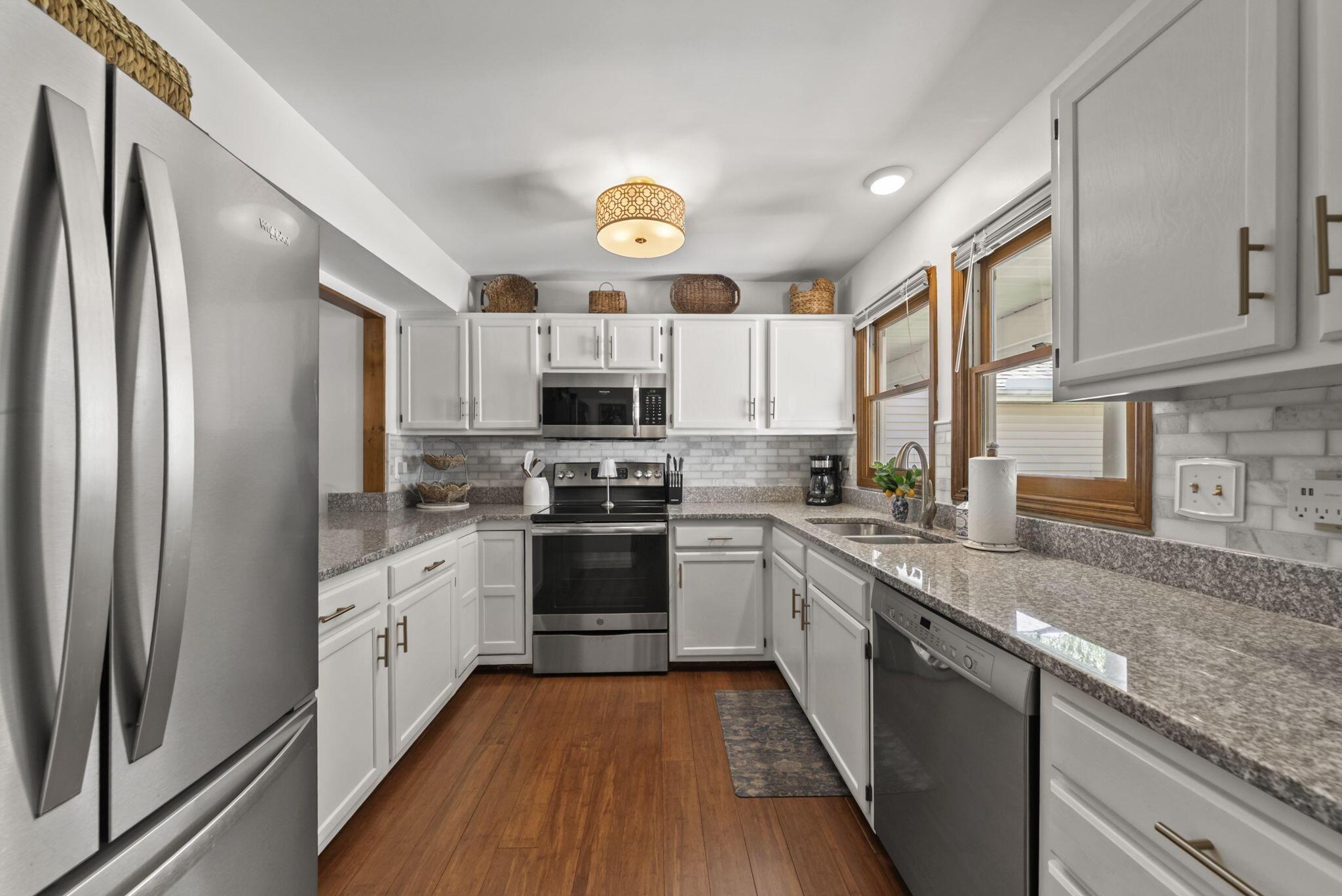 5784 Parkbridge Lane, 12-4