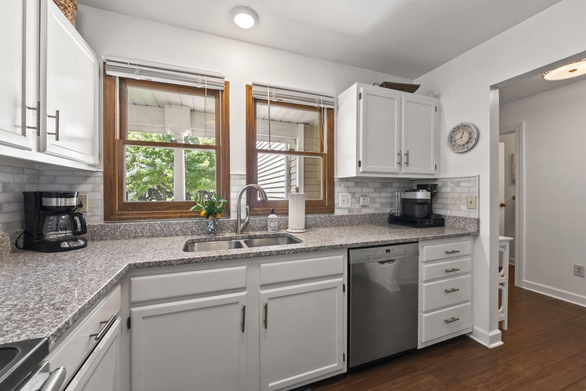 5784 Parkbridge Lane, 12-4