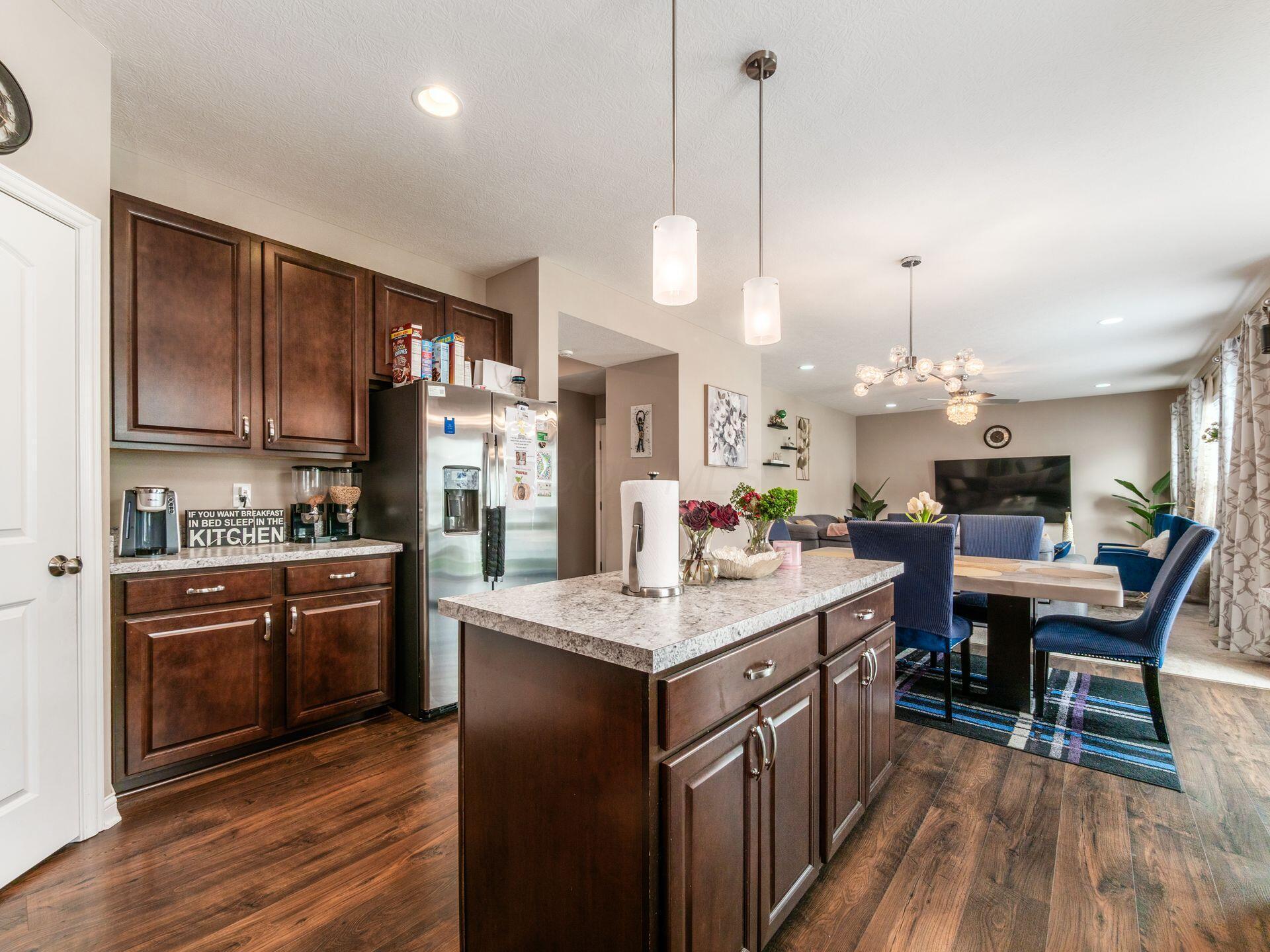 6856 Morningside Heights Place
